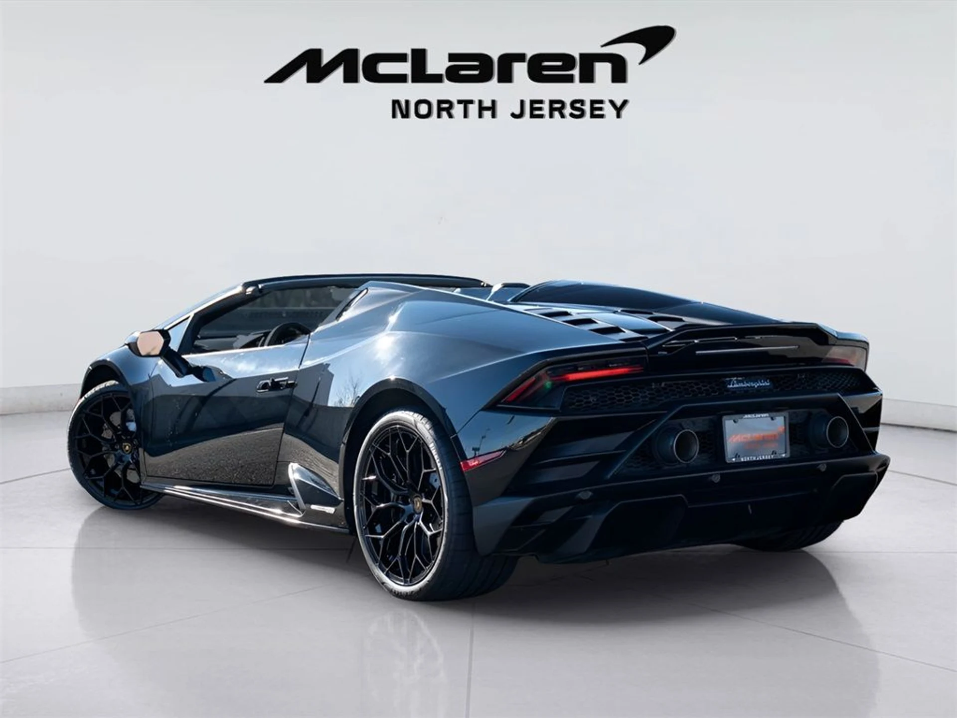 mph004_2487574468_image_6_039a955b25