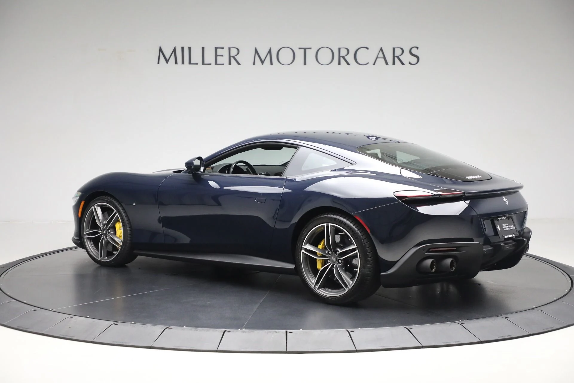 mph004_2488693921_Used_2021_Ferrari_Roma_9c6367f87a