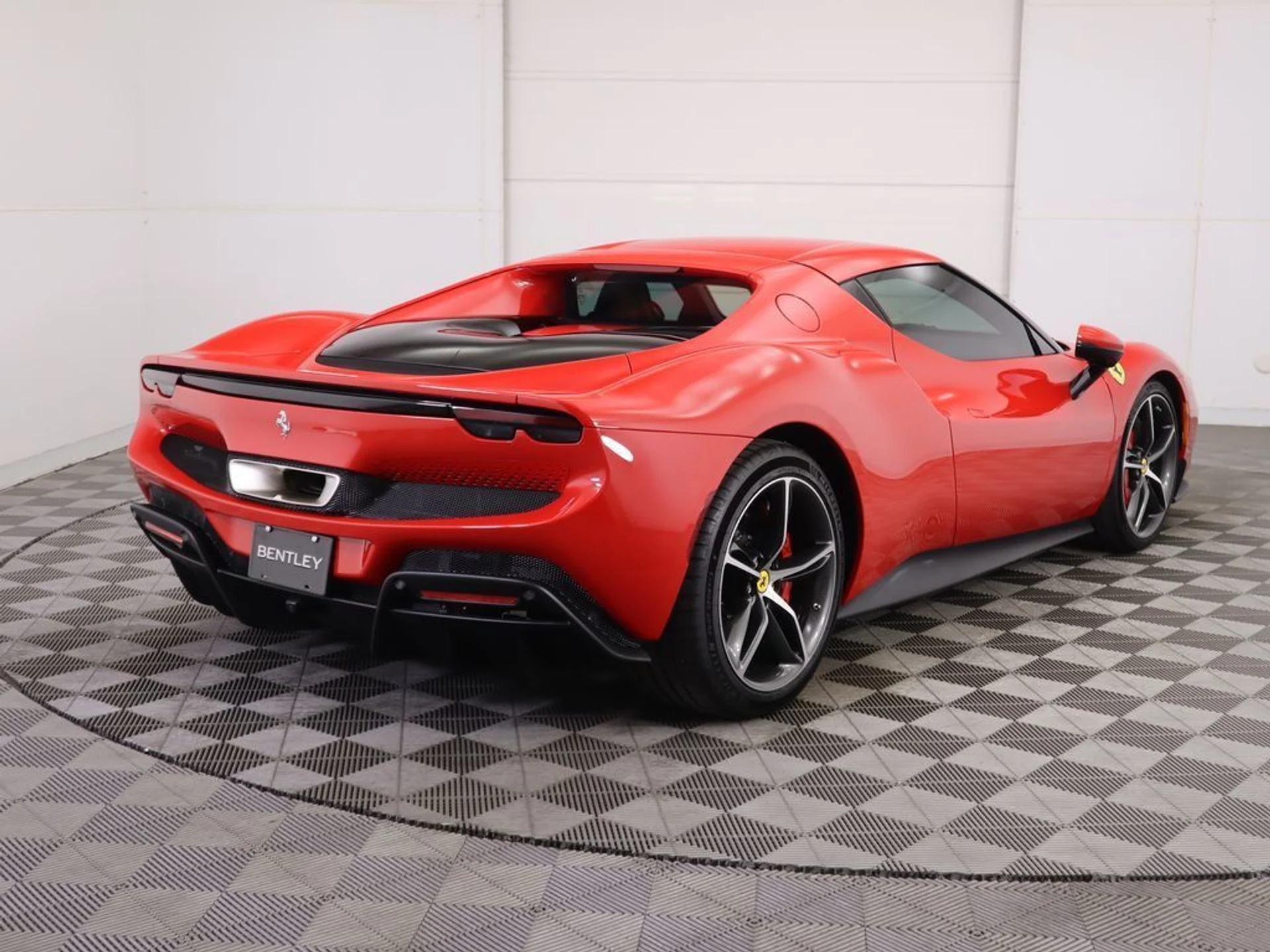 mph004_2492406245_used_2024_ferrari_296_gtb_coupe_8119_22982882_5_1024_246abbfe99