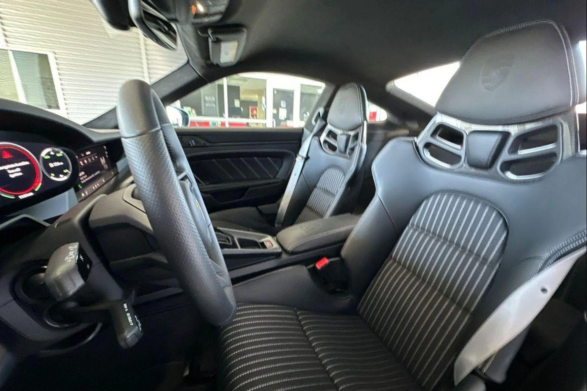 mph004_2501101464_y_Xnlop_Jv_Qa_It3_IFL_4h_M9_Lza_S6_Lk_1e859dc8ff