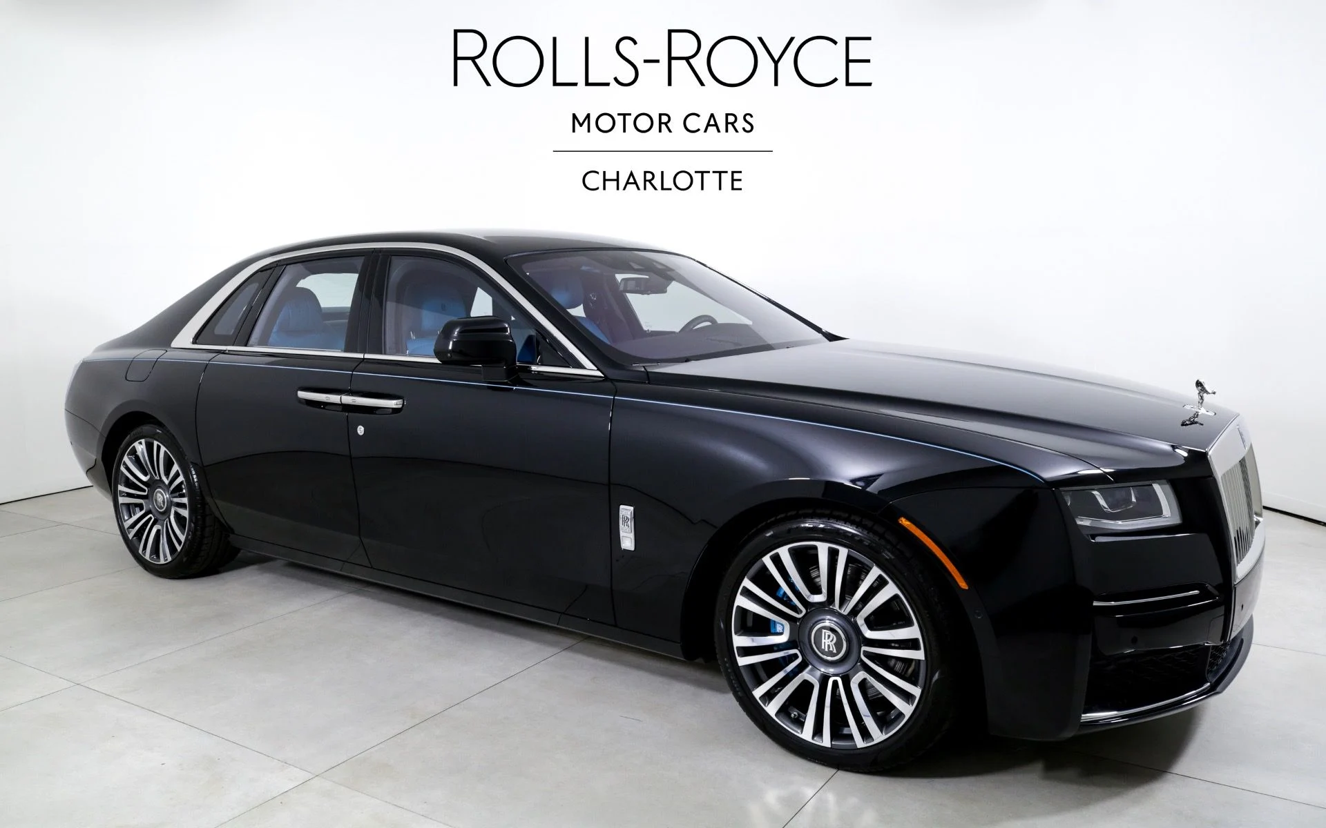 mph004_2515341118_Used_2024_Rolls_Royce_Ghost_1747773280_44fbd96c20