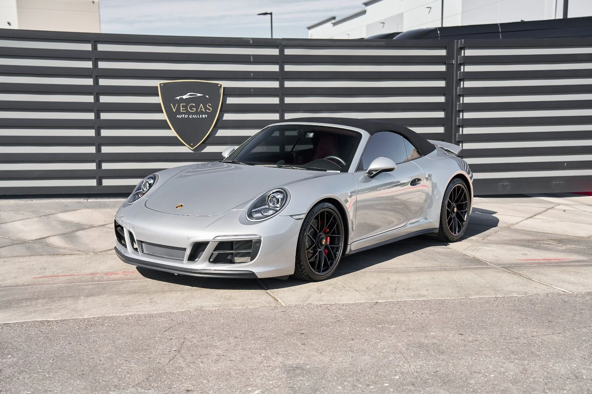 mph004_2518591403_Used_2019_Porsche_911_Carrera_4_GTS_1760406021_8aa3330be1