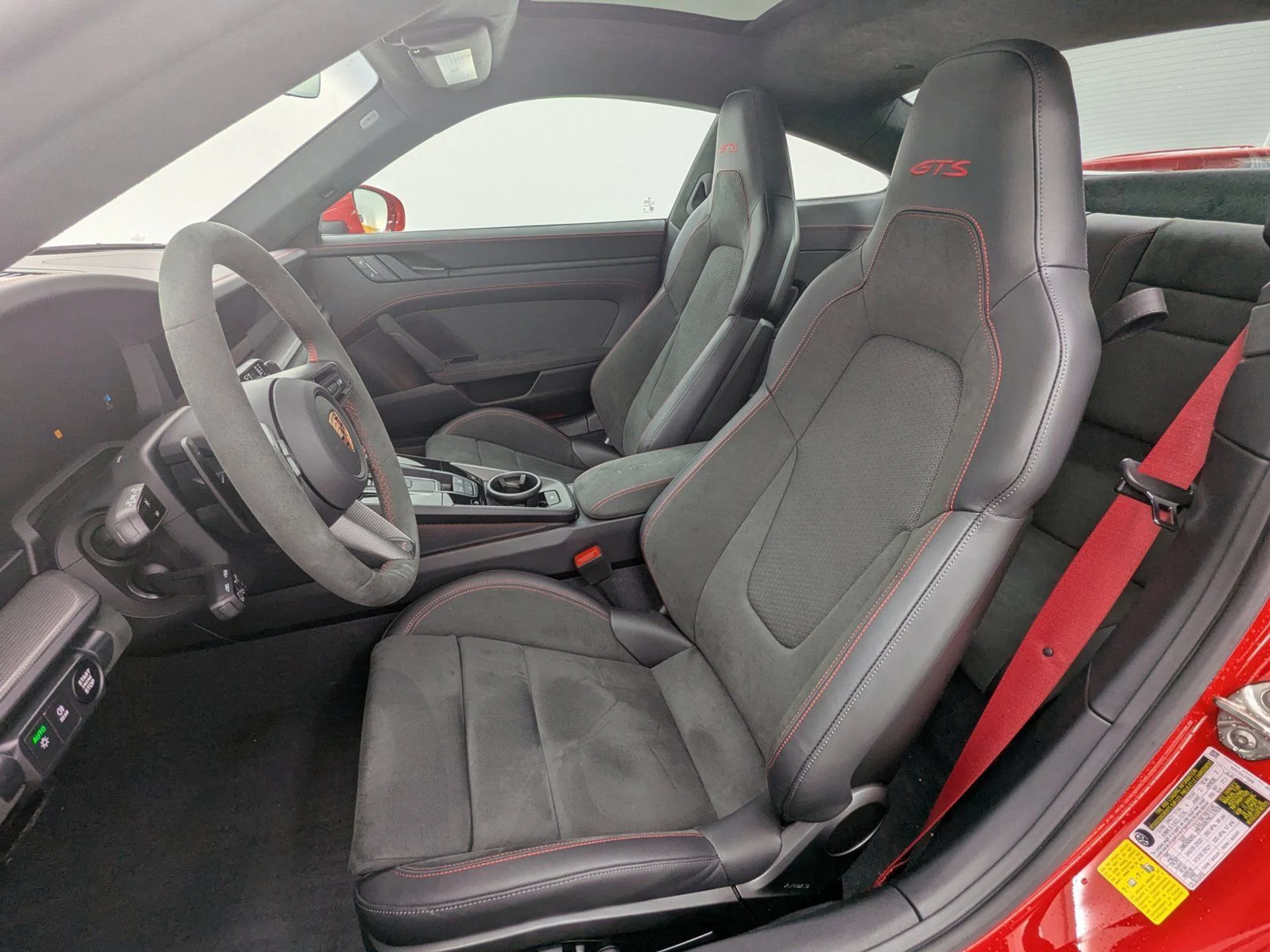 mph004_2520496077_29882a2d45fb344d937ce080f450fbfdx_70e32c379b