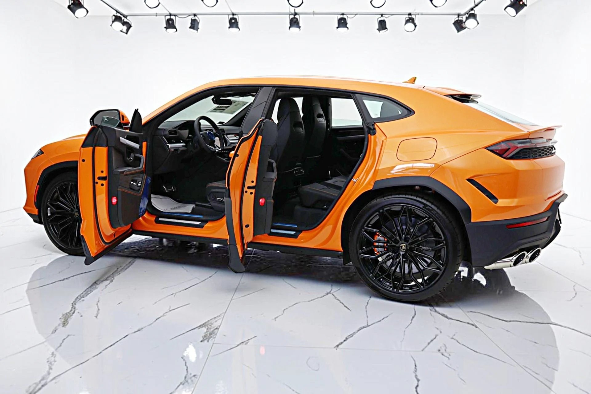 mph004_2527066006_New_2026_Lamborghini_Urus_SE_d3202f8d03