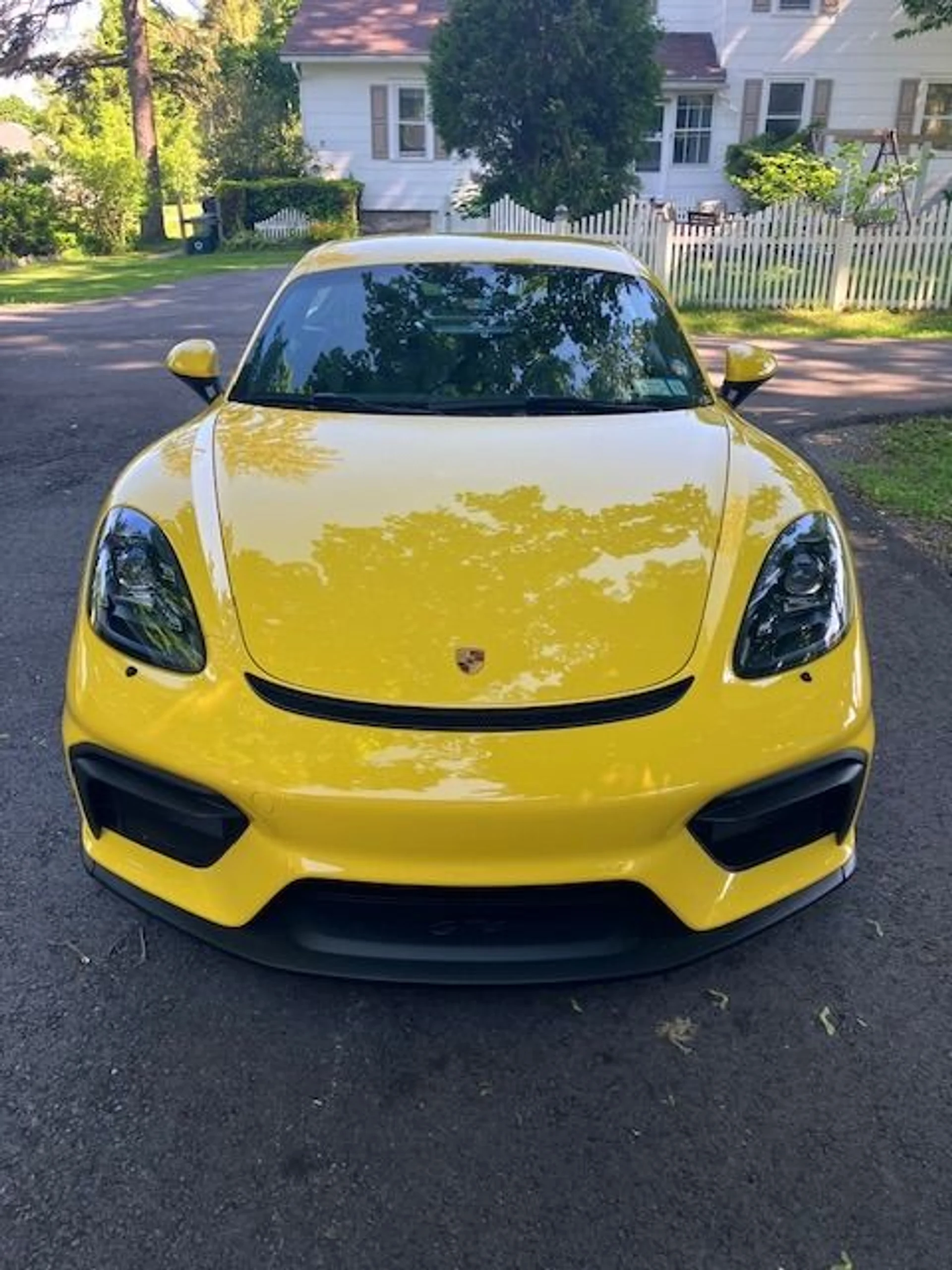 mph004_2538797682_Used_2022_Porsche_718_Cayman_GT_4_1759429557_c2bcc2d246