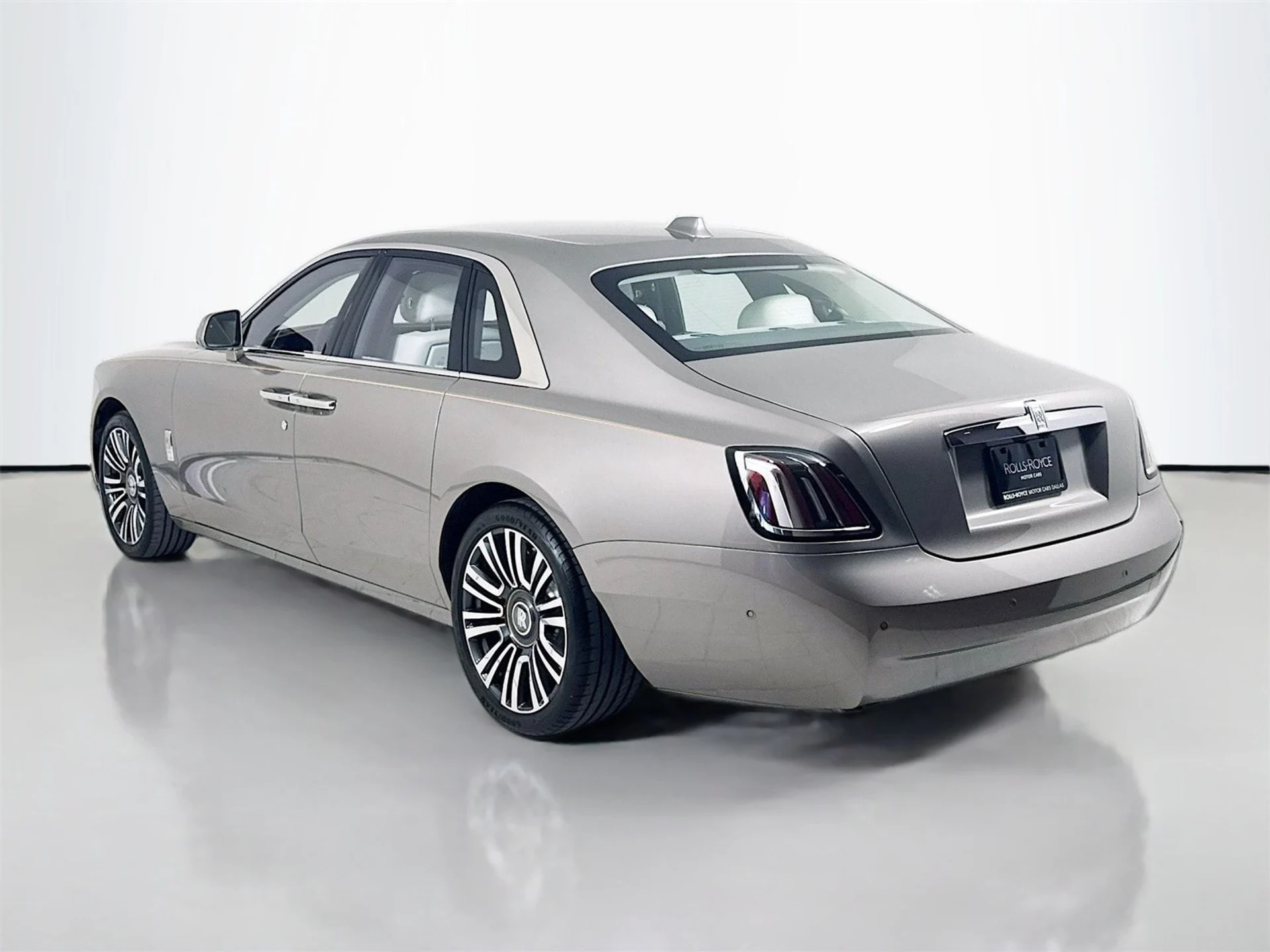 mph004_2541411626_219290f261f7a6c72bc9475dcf168126x_d412708858