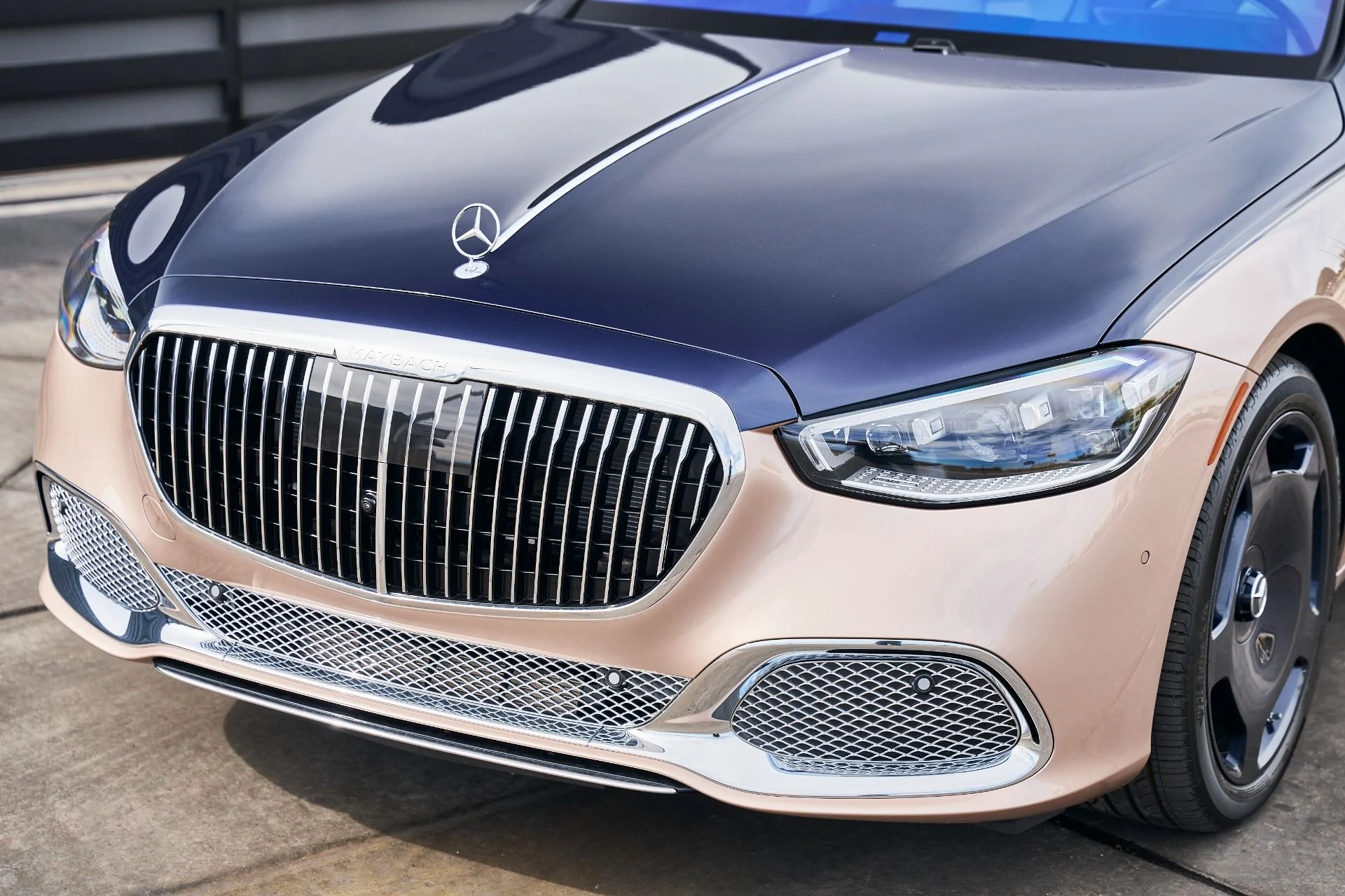 mph004_2549934633_Used_2023_Mercedes_Benz_S_Class_Maybach_S_680_1772678542_031265e71b