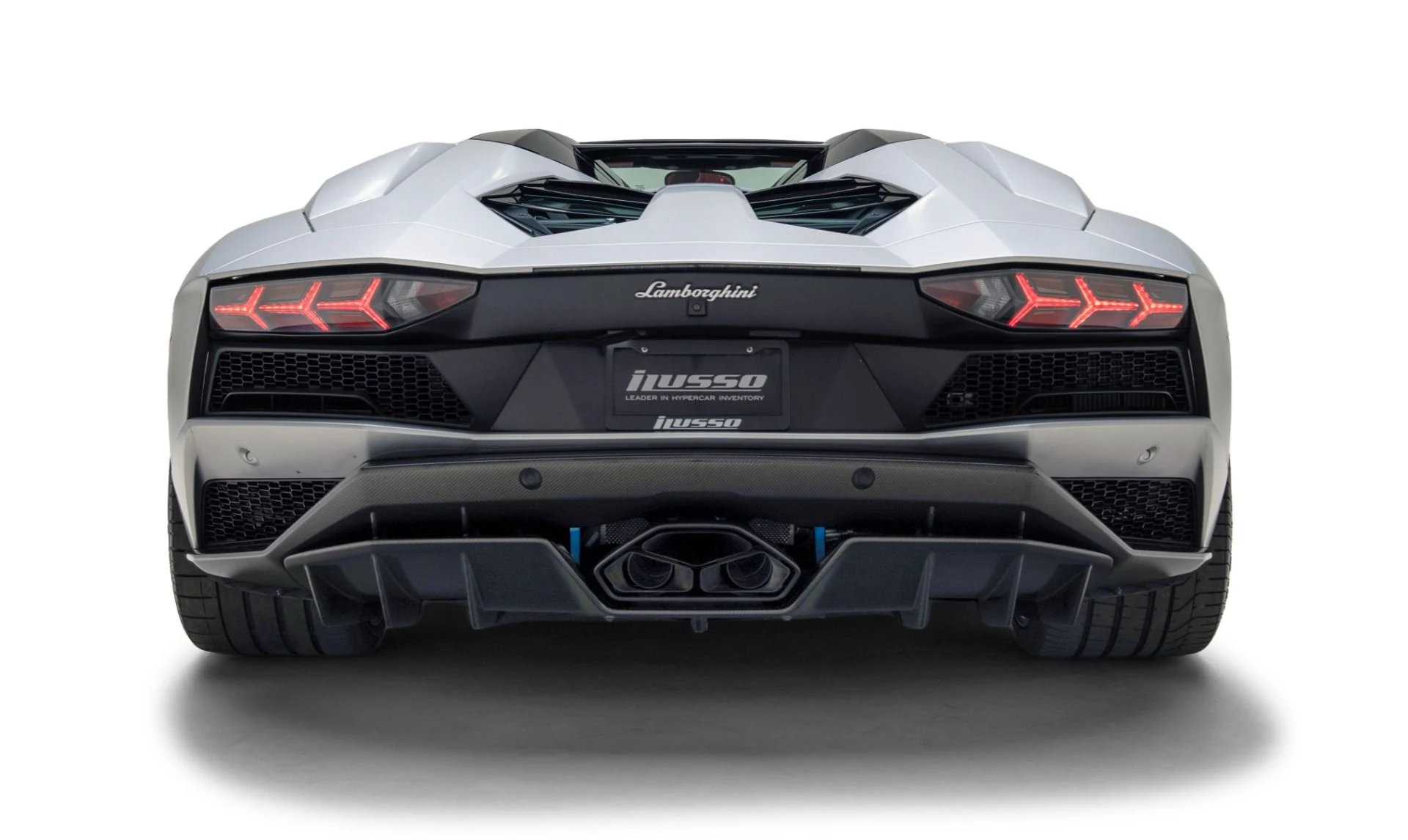 mph004_2553541310_Used_2018_Lamborghini_Aventador_Roadster_LP_740_4_S_1779296904_a37c285bf6
