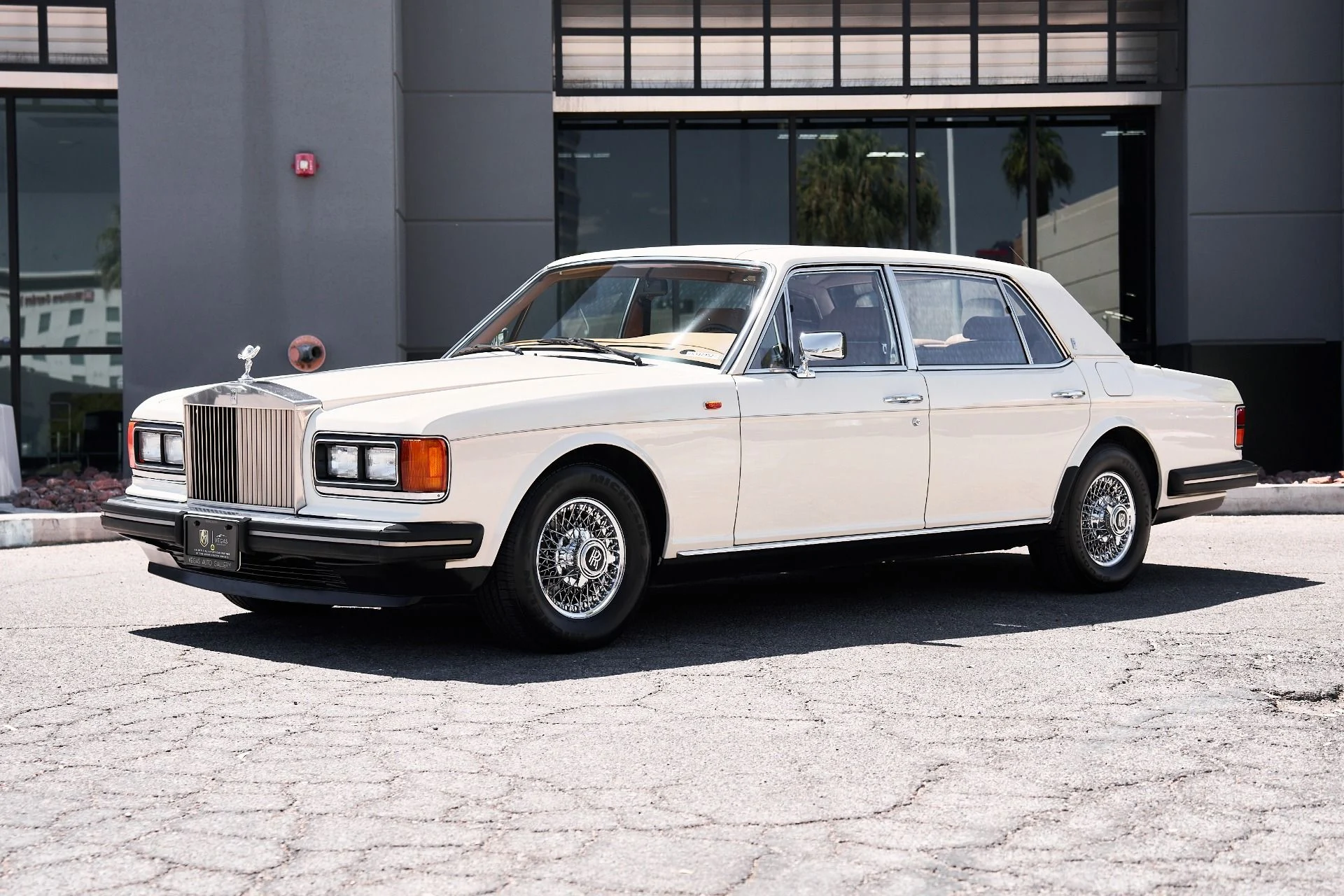 mph004_2560822722_Used_1990_Rolls_Royce_Silver_Spur_1755058774_7d3691b4c8