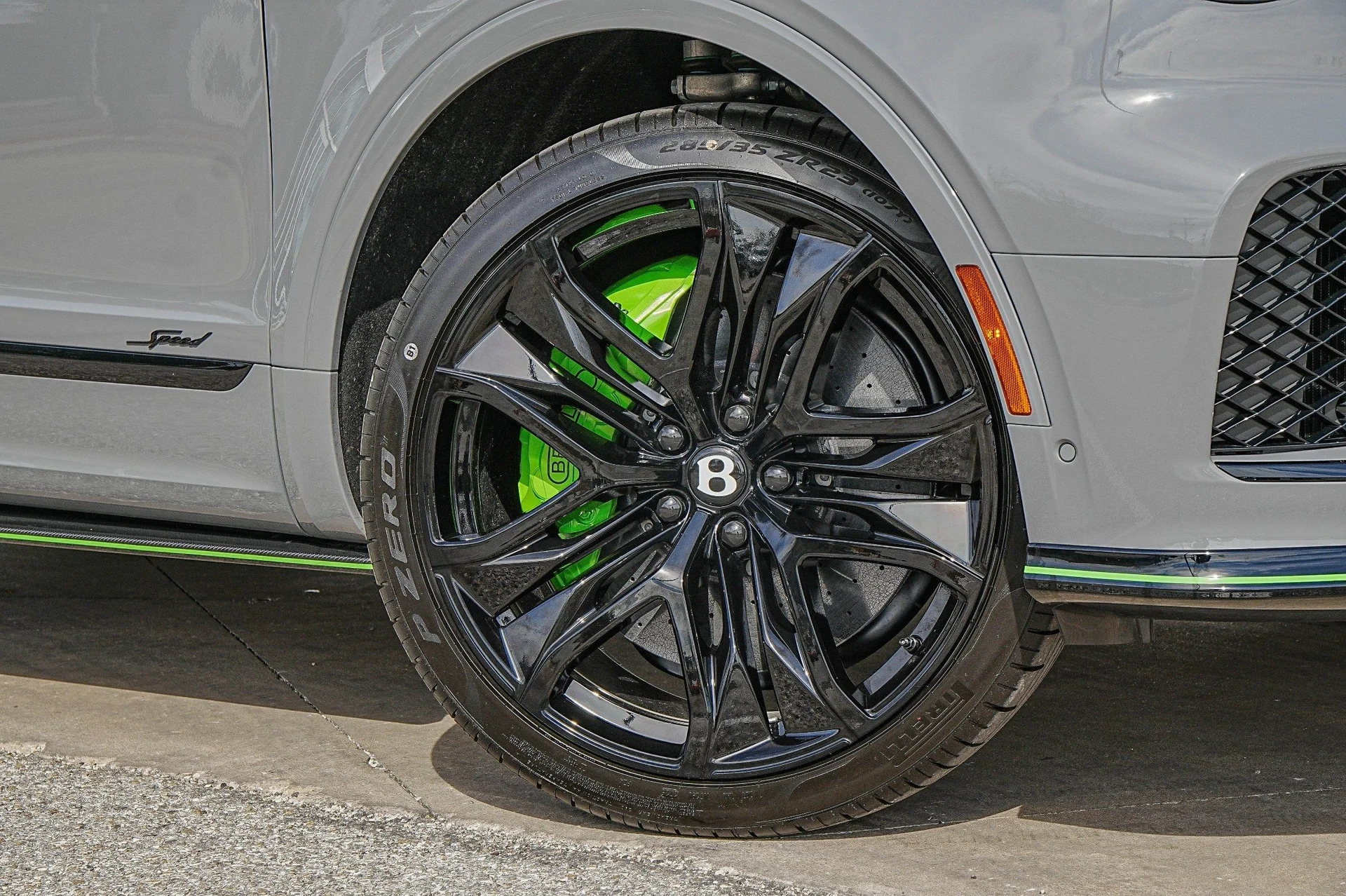 mph004_2562204961_Hi_Tech_Luxury_Imports_LLC_SJAAF_2_ZV_0_TC_032500_image_4_95aea0c24b