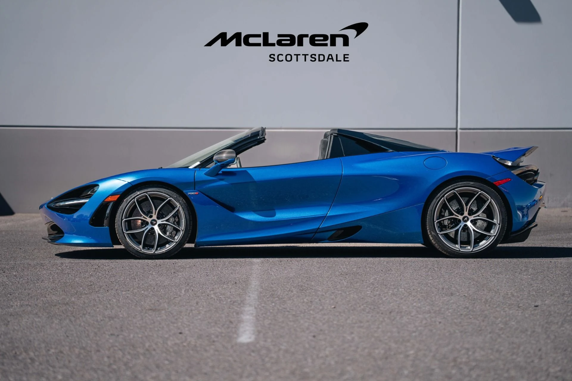 mph004_2565622085_Used_2022_MCLAREN_720_S_Performance_1745816661_b08d9dd0fd