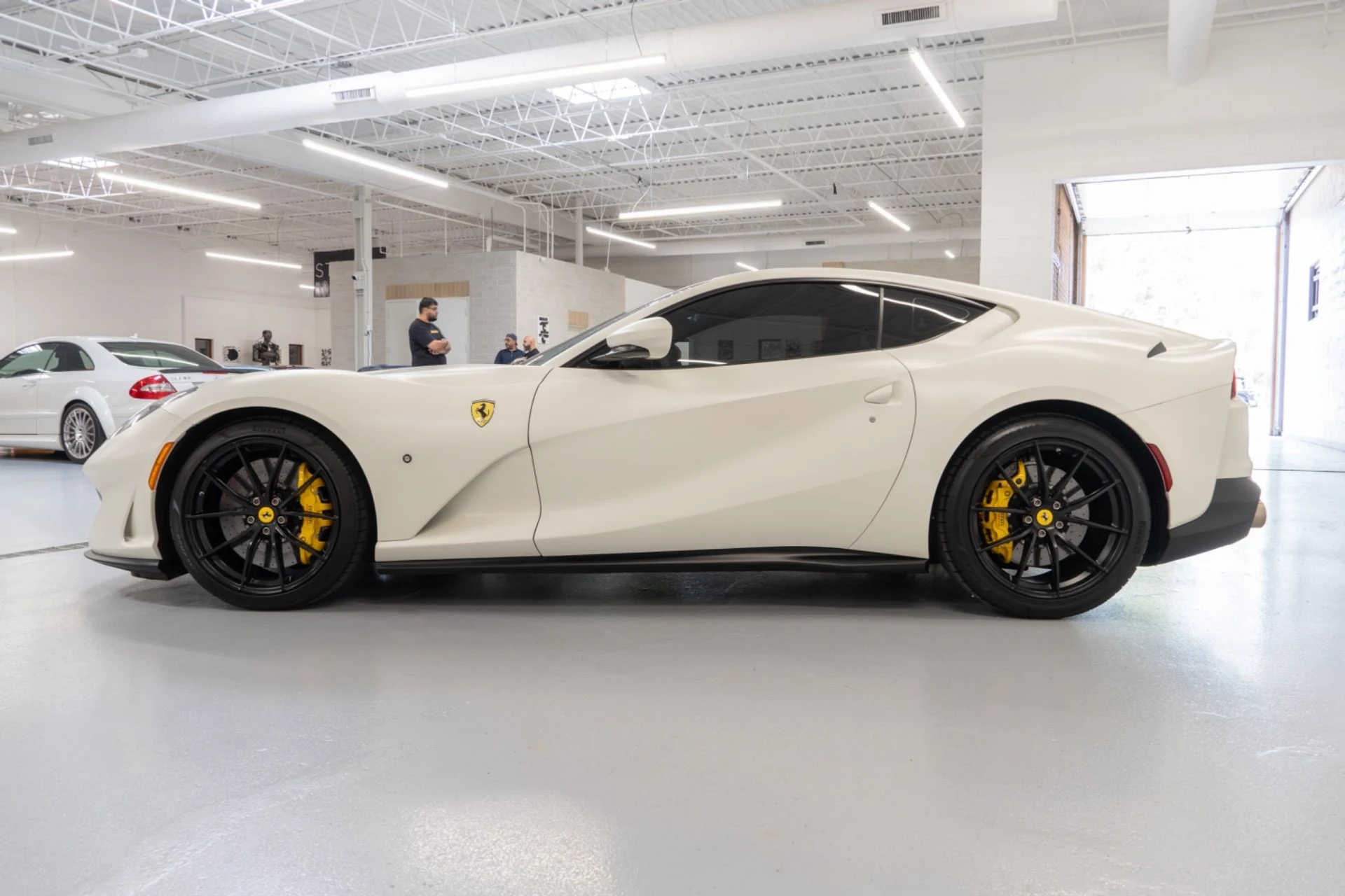 mph004_2565975519_Used_2020_Ferrari_812_Superfast_1757714872_f3365a76c8