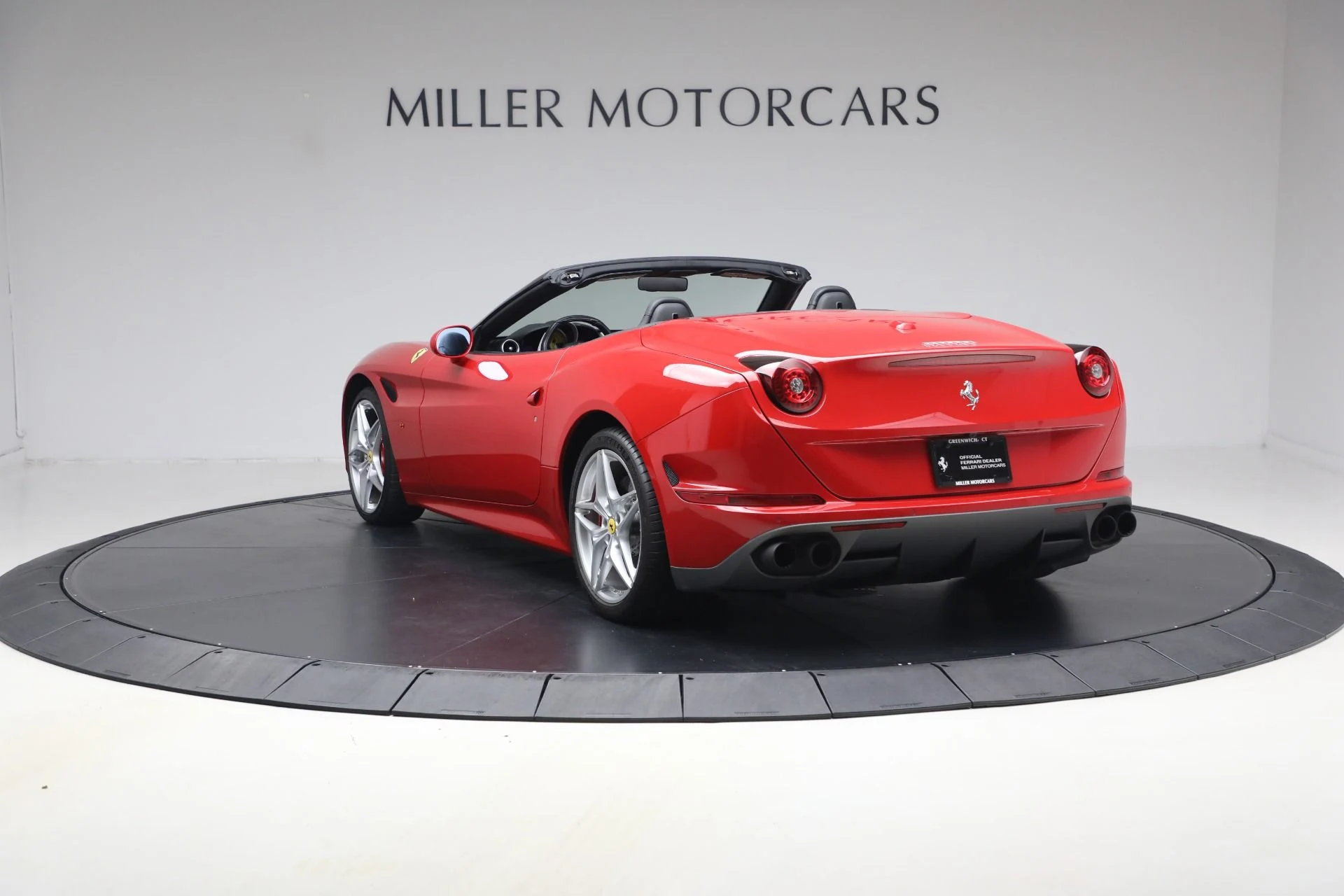 mph004_2571429393_Used_2017_Ferrari_California_T_1787347331_50367521cf