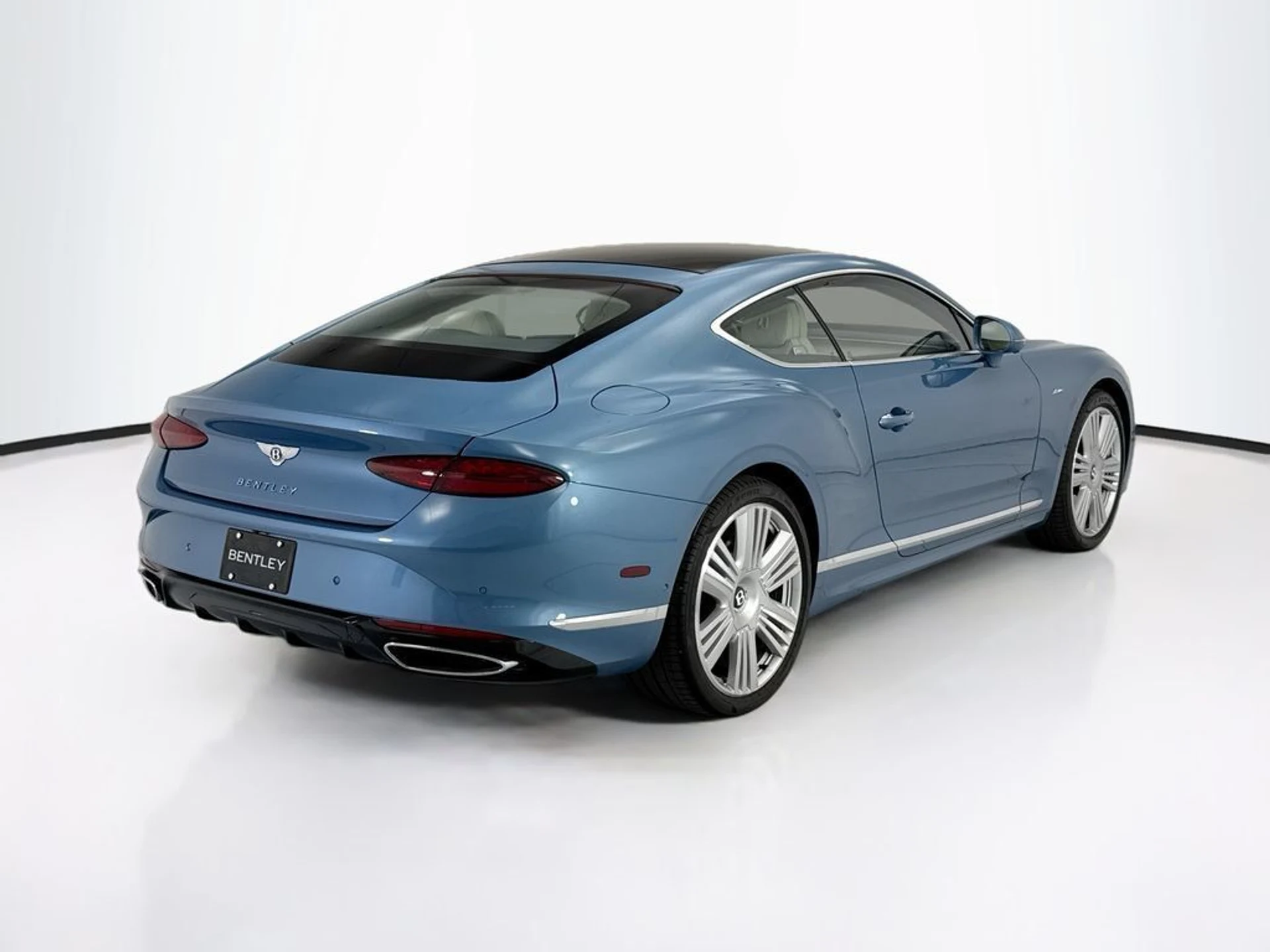 mph004_2573791168_used_2026_bentley_azure_8119_23037217_5_1024_cdf0be2b74