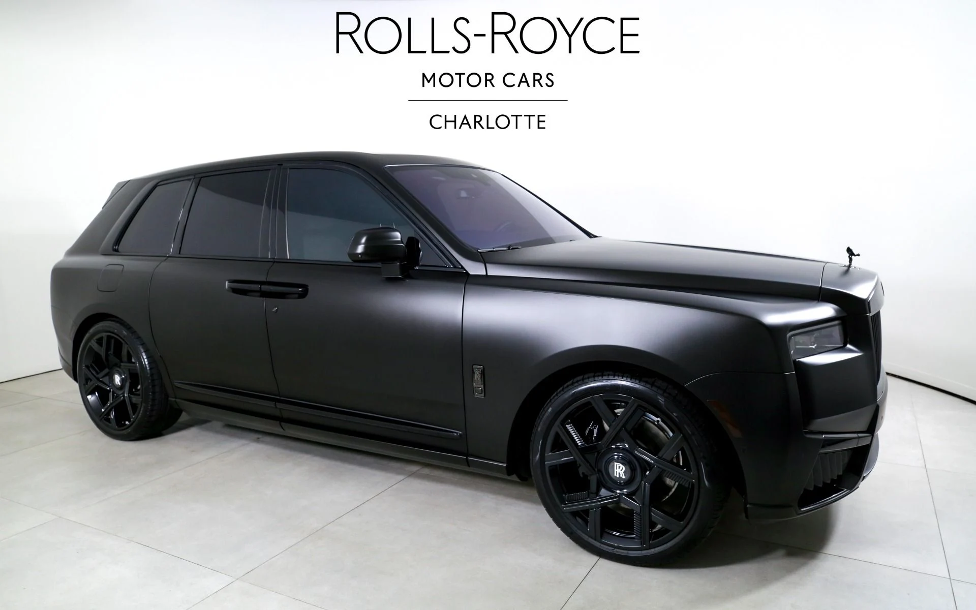 mph004_2575503402_Used_2025_Rolls_Royce_Black_Badge_Cullinan_1769527230_c2db848c13