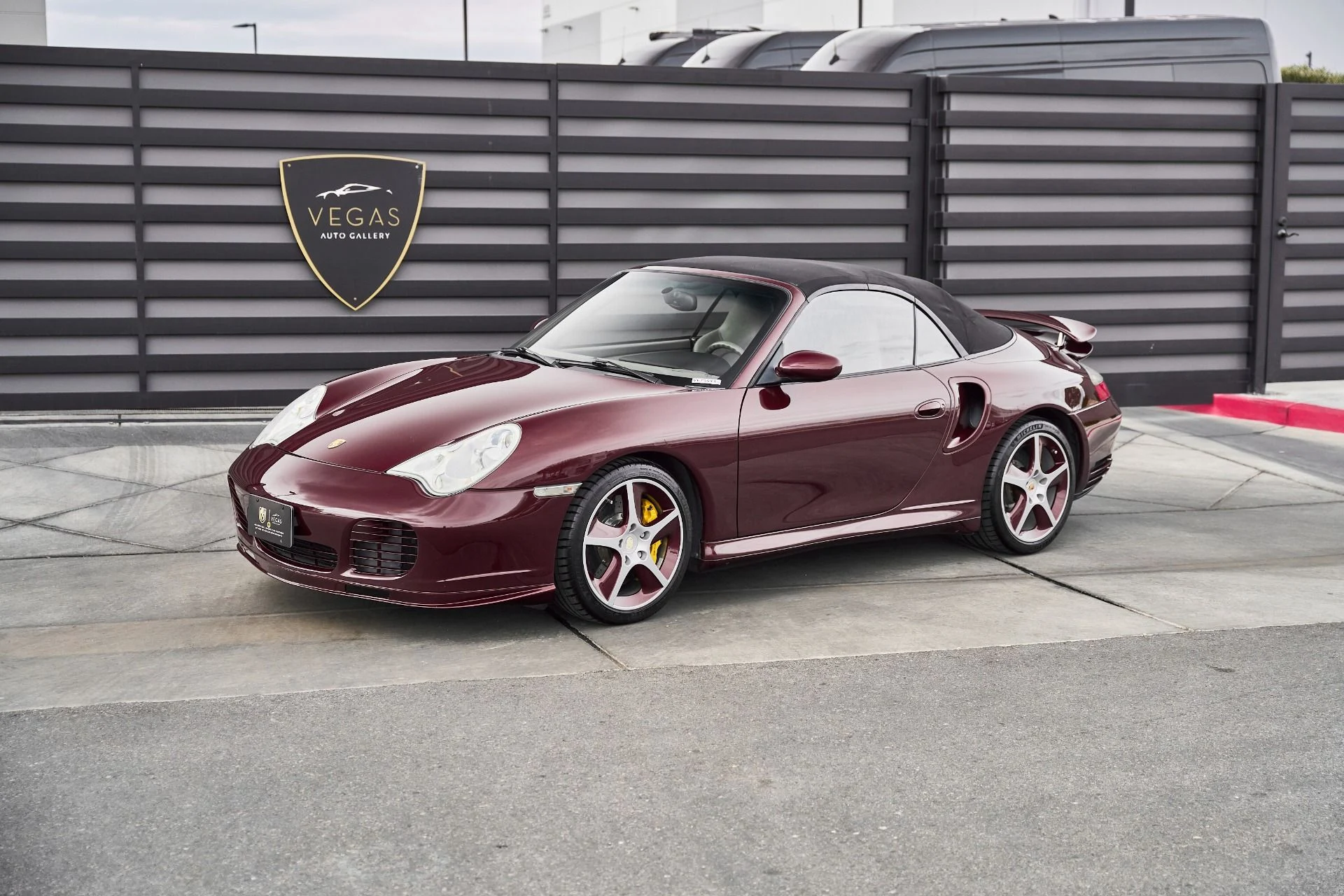 mph004_2578644393_Used_2005_Porsche_911_Turbo_S_1770864404_5fe543d1ef