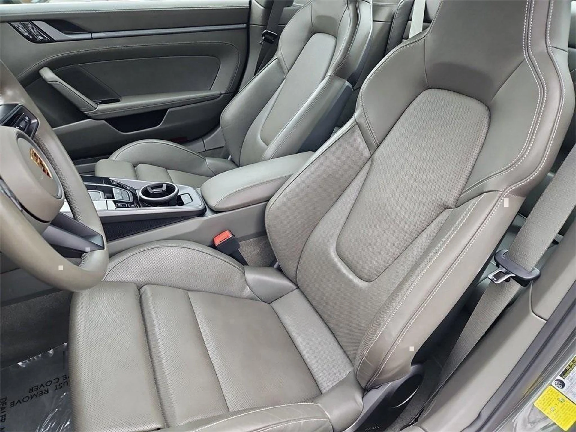 mph004_2583955789_t_G02_QS_Nfbk_Ay2hxvie_Cc9_Hsln_Kg_72e2b3c00c