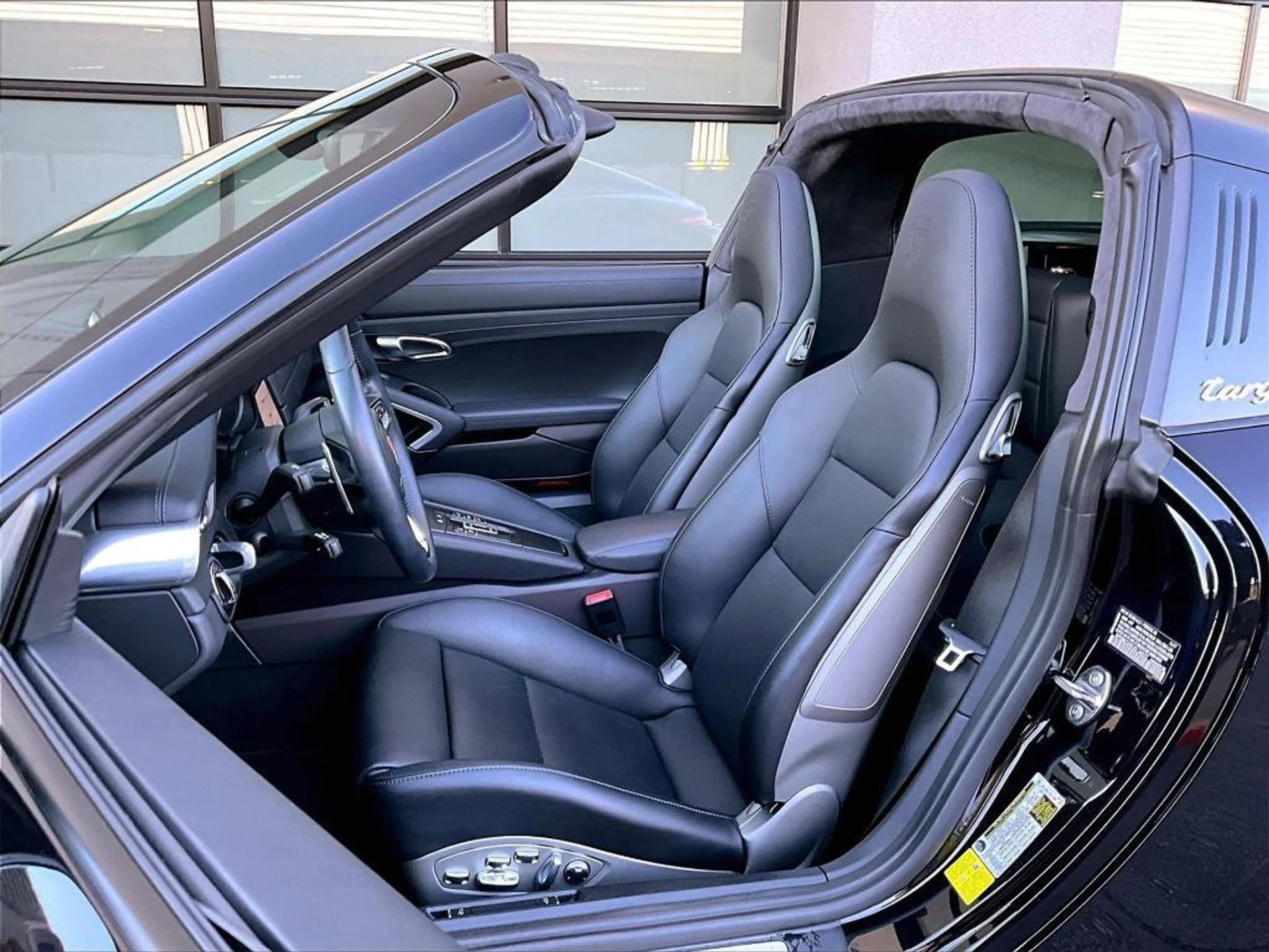 mph004_2585081232_y9_Th_Zr_Mg4_T6ge5_Aqn_JY_Ohseesjo_b84d447cc5