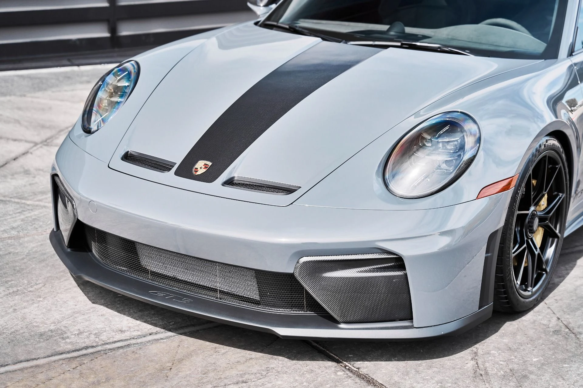 mph004_2588623728_Used_2025_Porsche_911_GT_3_1775332836_be29c9d867