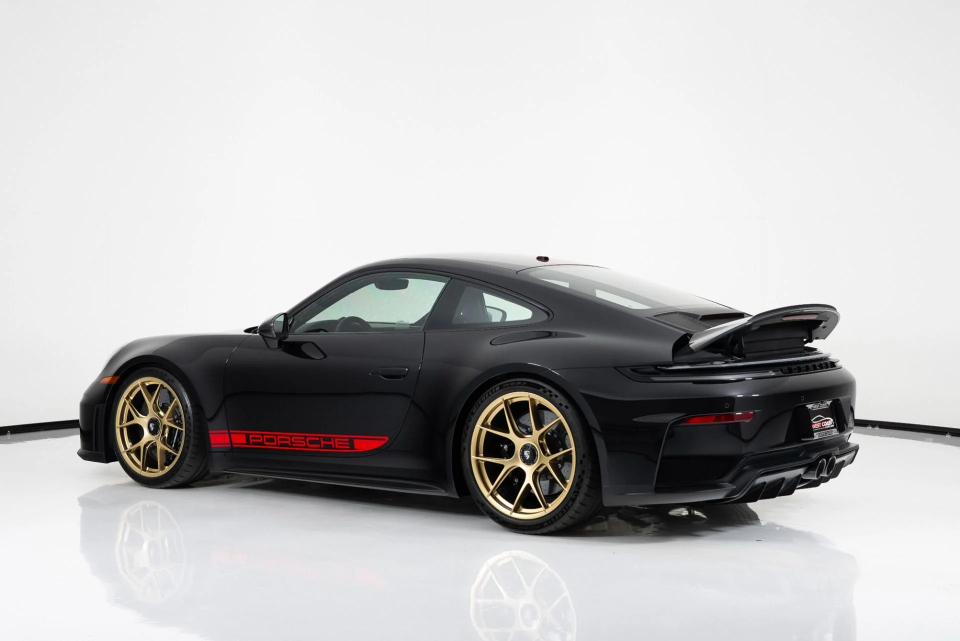 mph004_2590656223_Used_2025_Porsche_911_GT_3_Touring_1756254227_d57670956f