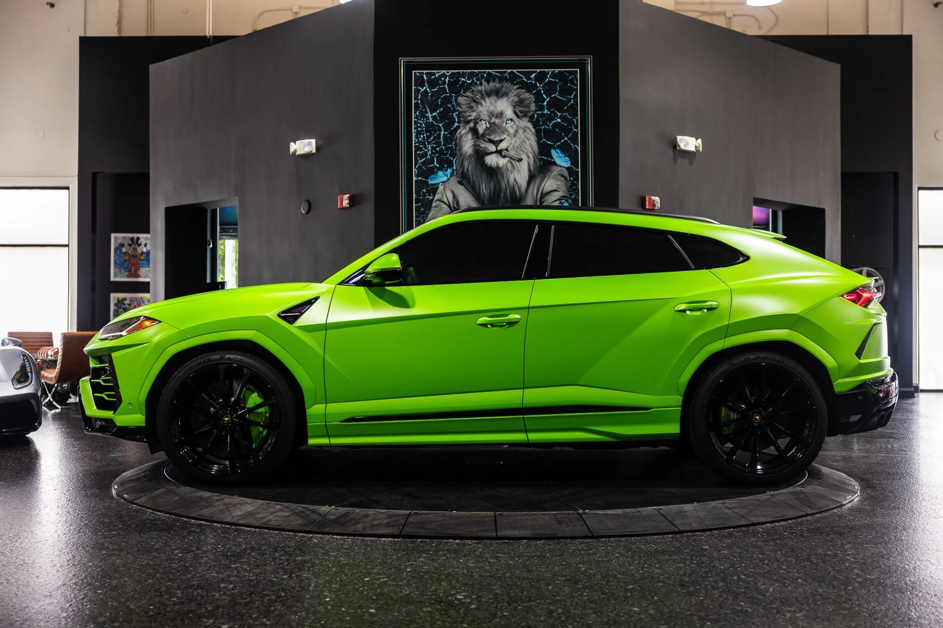 mph004_2596110907_Used_2021_Lamborghini_Urus_Verde_Mantis_Pearl_Full_Stealth_PPF_1764949074_4a35361272