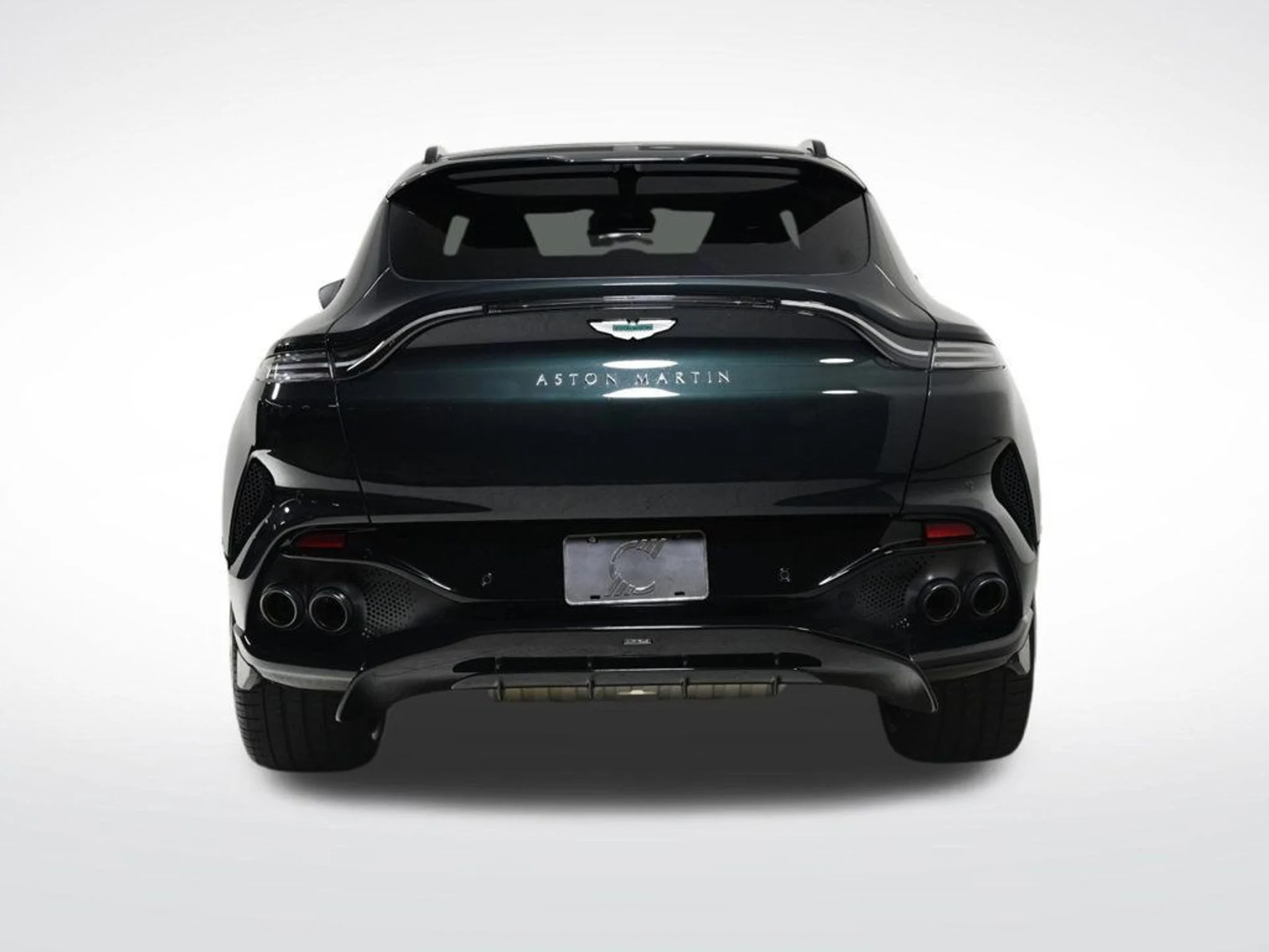 mph004_2597283371_new_2026_aston_martin_dbx_707awd_11350_22969412_4_1024_072bdd7405