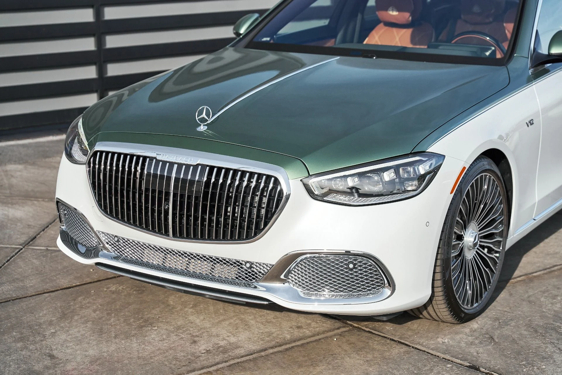 mph004_2597288673_Used_2026_Mercedes_Benz_S_Class_Maybach_S_680_1766455506_3d9ba63add