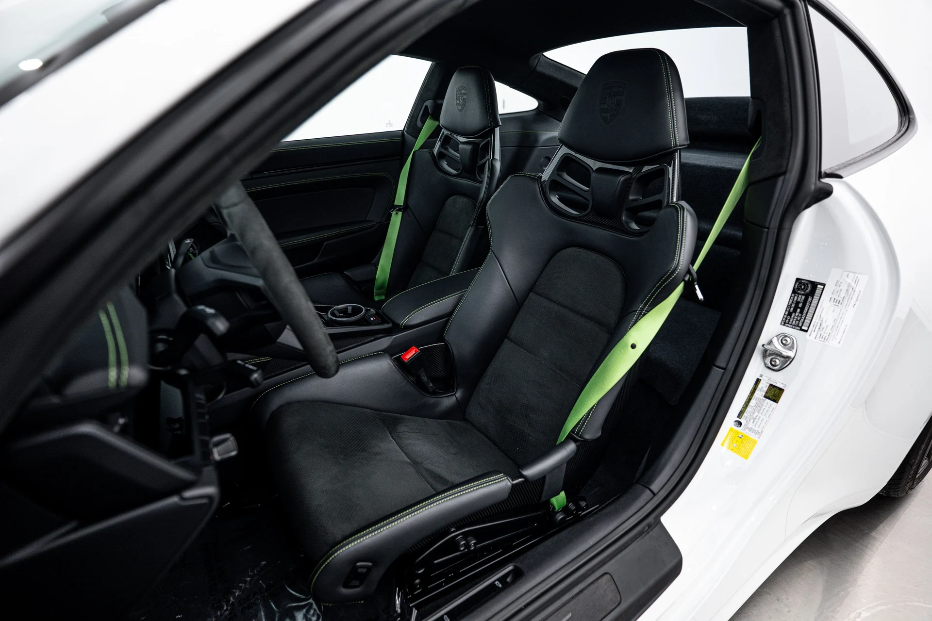 mph004_2599453958_fb17f71affddedd6f1c025253c04c331_135338dc8b