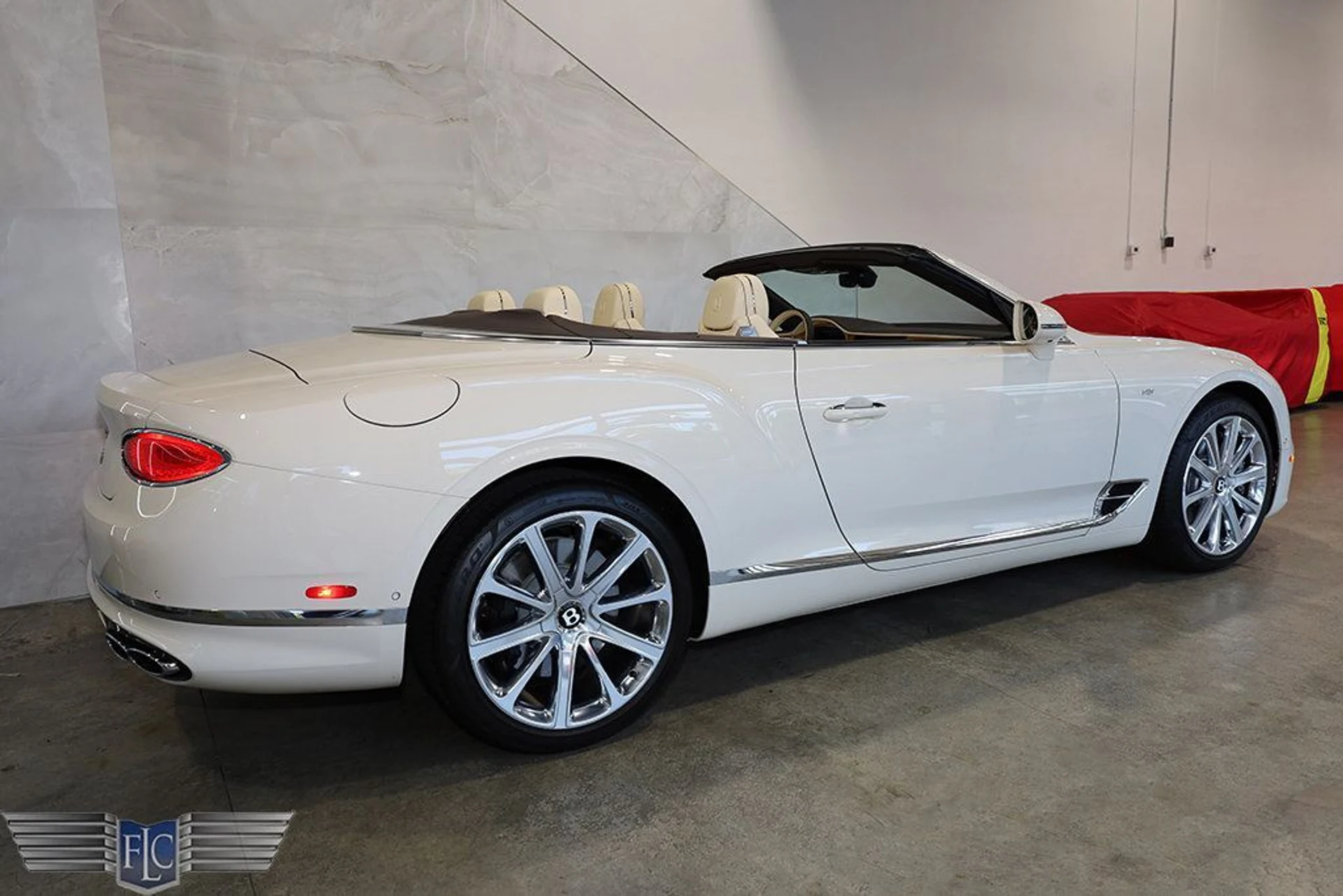 mph004_2601771806_used_2022_bentley_continental_gtcv8convertible_9689_23023913_5_1024_6fc86cbe09