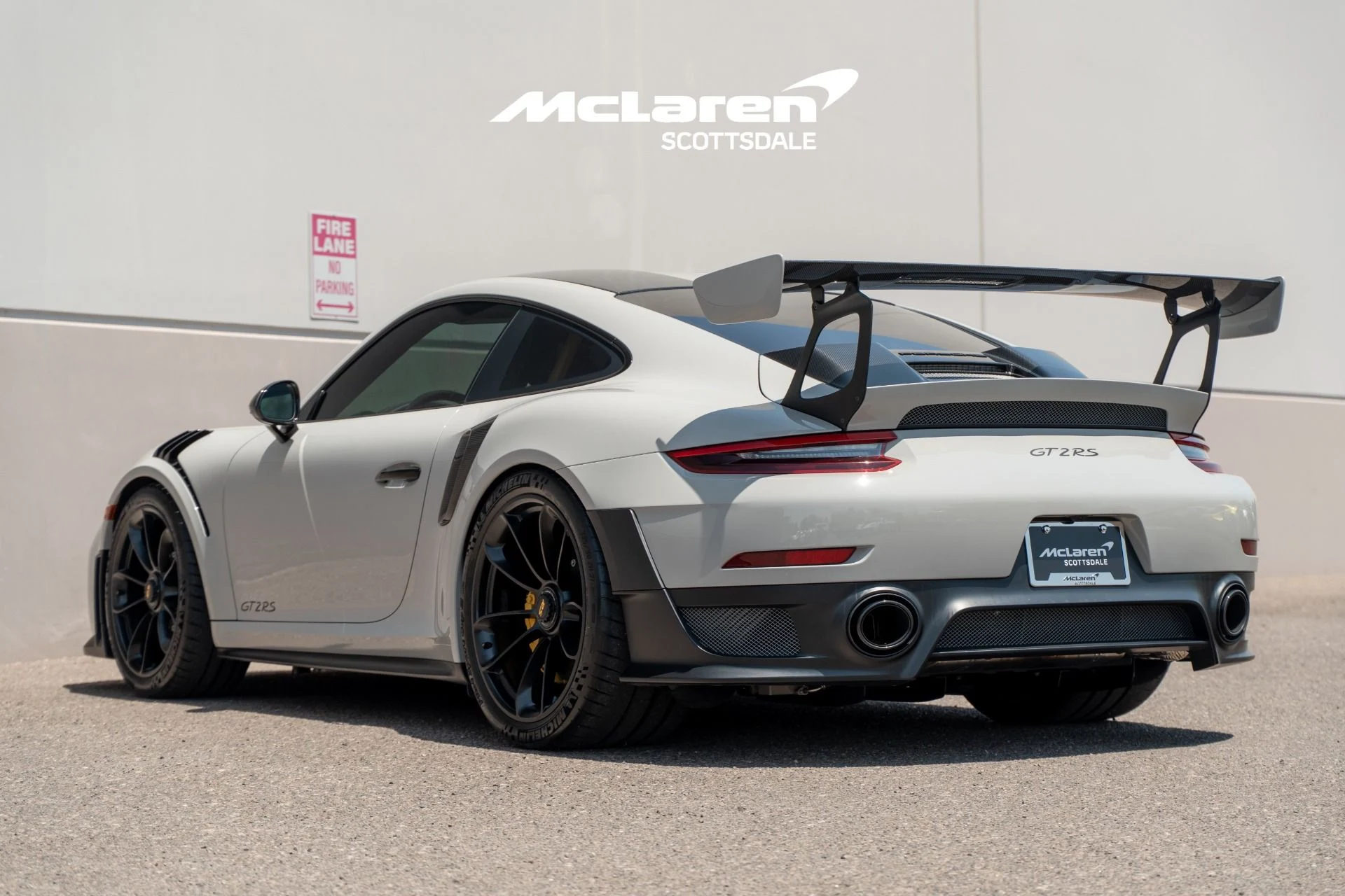 mph004_2602716104_Used_2019_PORSCHE_911_GT_2_RS_1786816189_594f0c3de3