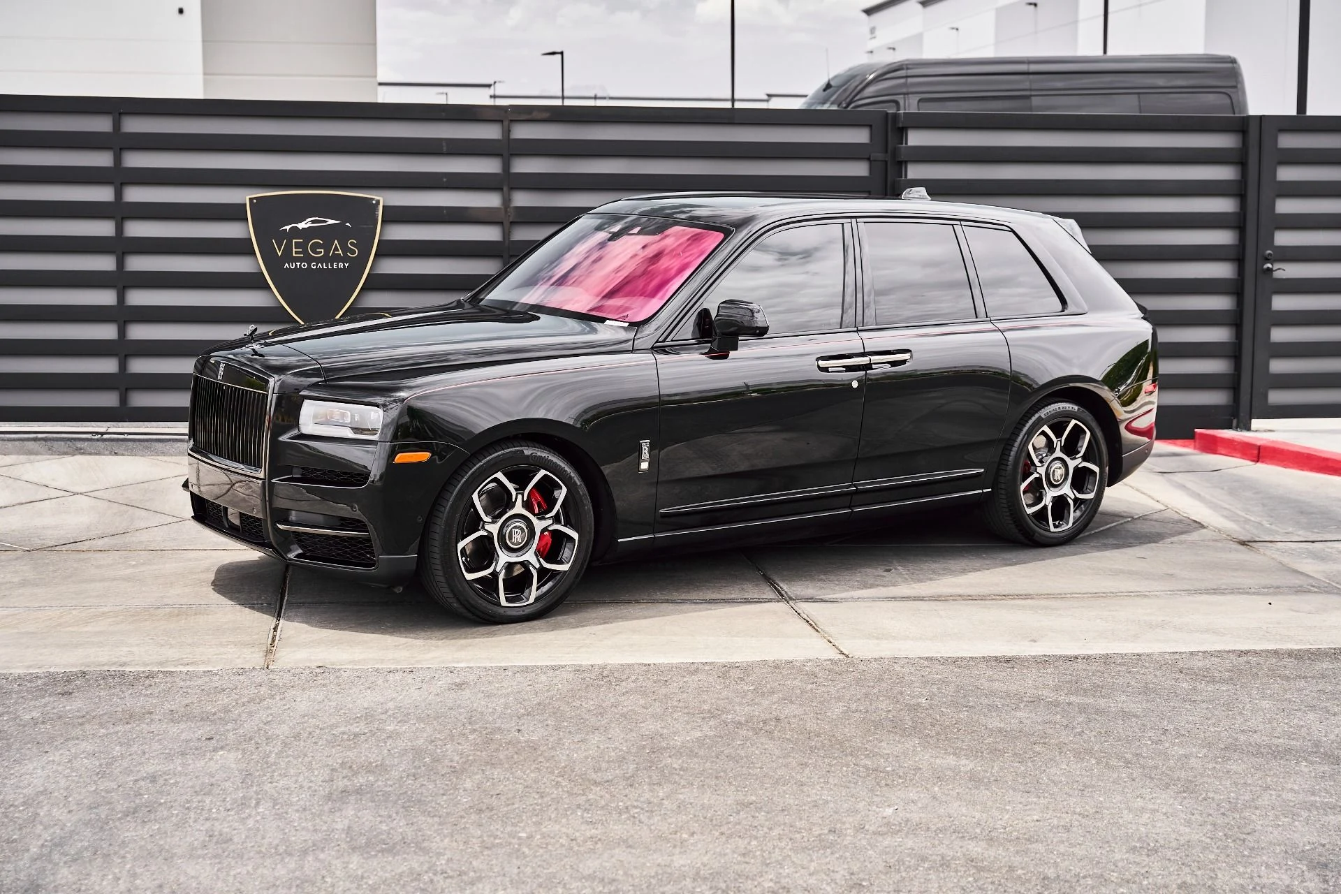 mph004_2604550888_Used_2024_Rolls_Royce_Cullinan_Black_Badge_1784335832_6c0c0f02c1