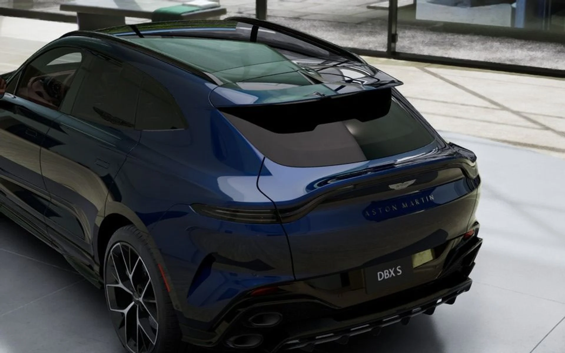 mph004_2605810772_New_2026_Aston_Martin_DBX_S_In_Transit_1b840ce2d7