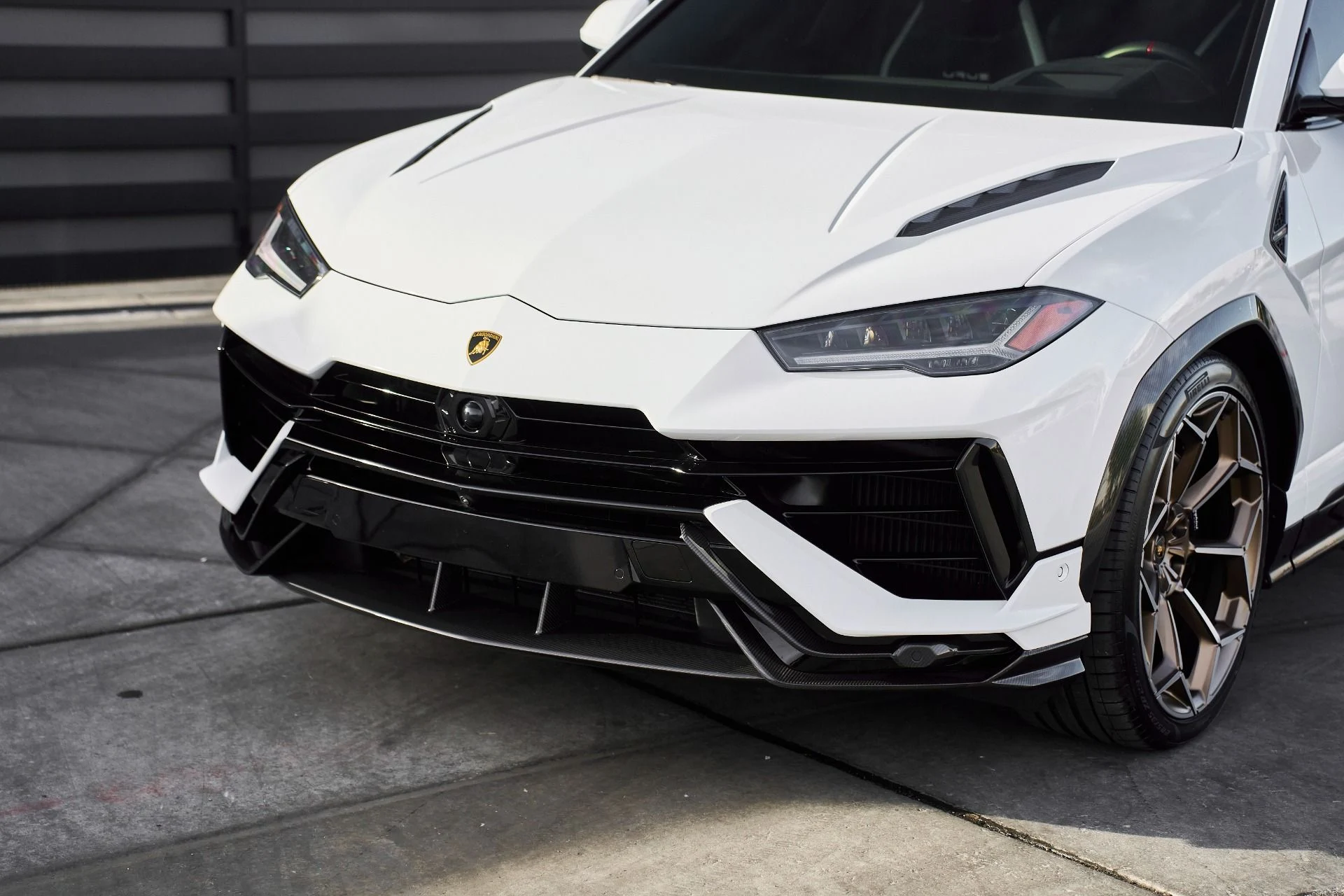 mph004_262417393_Used_2024_Lamborghini_Urus_Performante_1764730667_240dd2910a