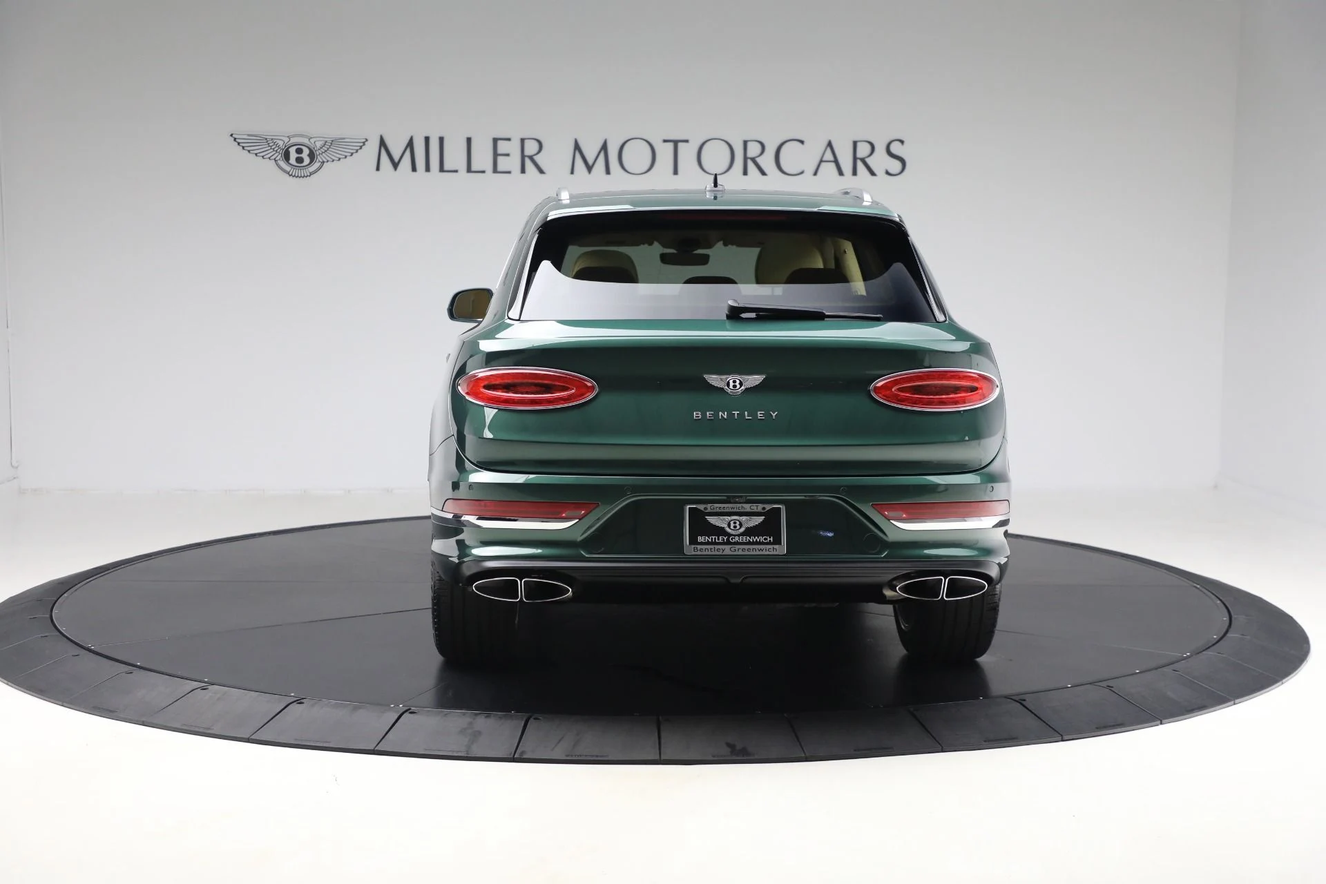 mph004_2624324900_Used_2023_Bentley_Bentayga_V8_32713a4317