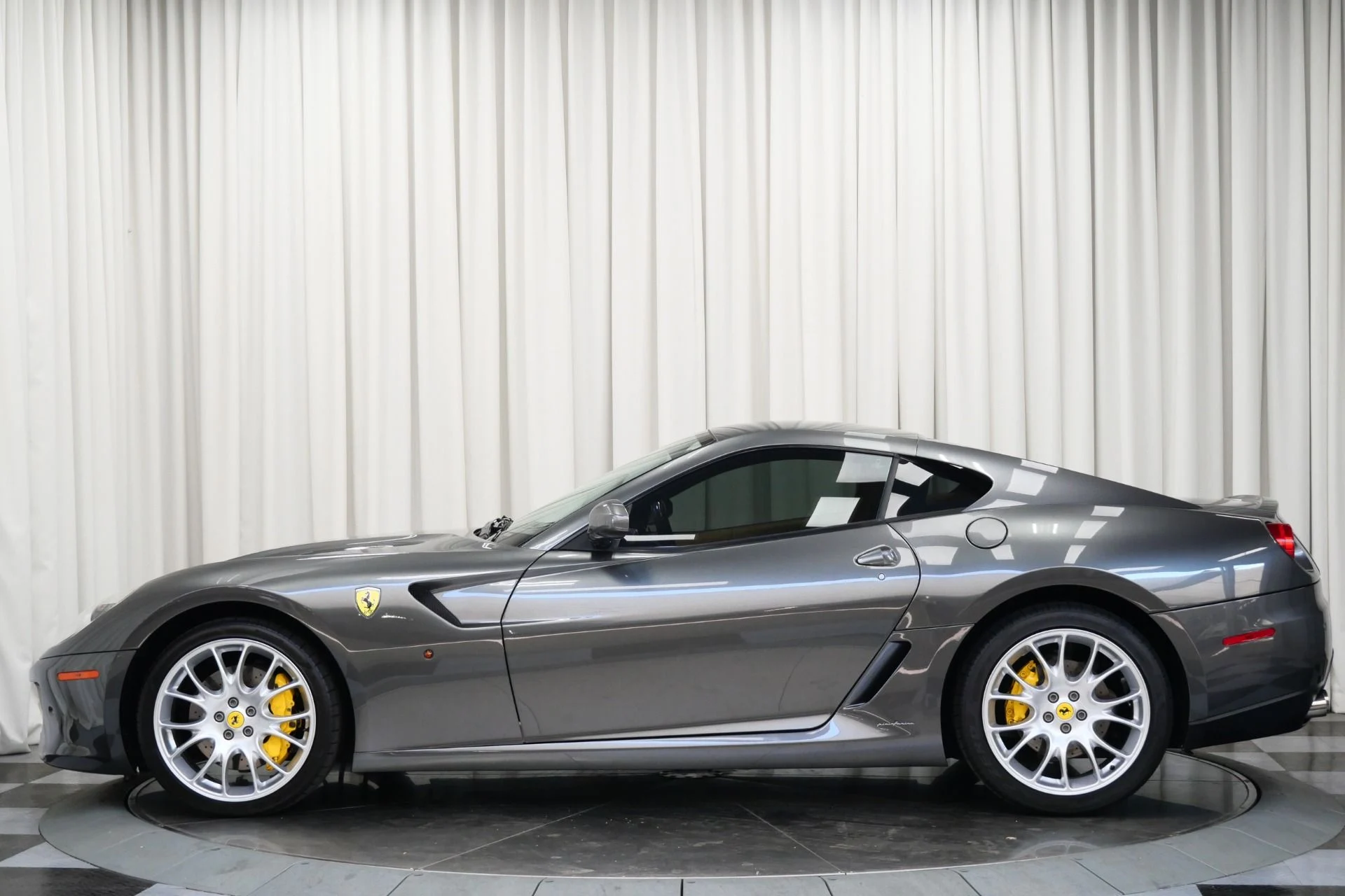 mph004_2630962699_Used_2007_Ferrari_599_GTB_Fiorano_1752852394_d0c5f41f39