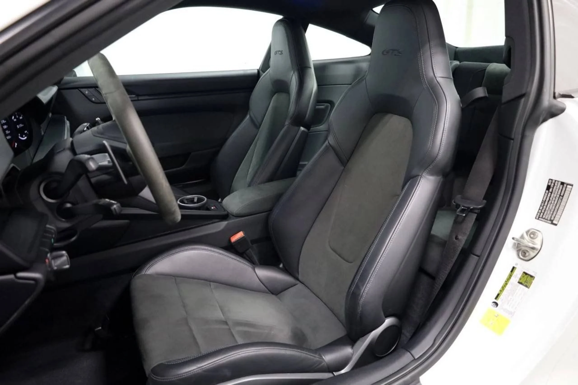 mph004_2632890733_259f6f36ec61a6b464a4fbddcc158949_15f7e4296a