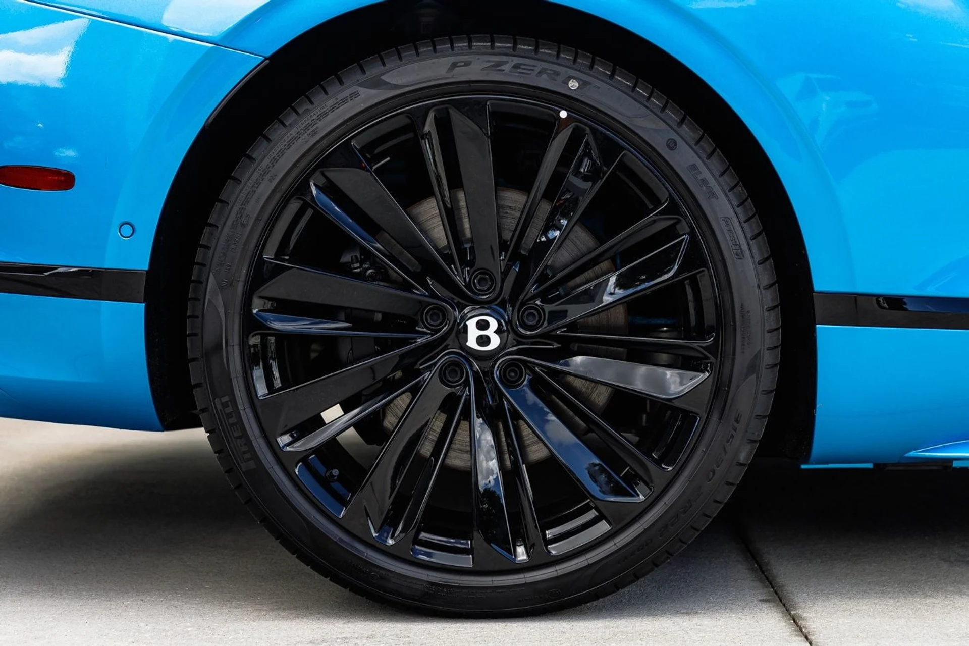 mph004_2636949708_84d715bcdbf93718420f629ccb82cce6x_b5ff779035