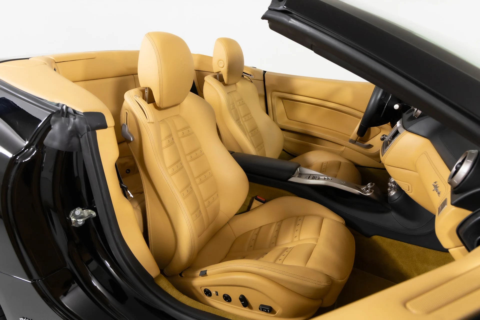 mph004_265586613_e31f5525673b4041ad839928296be3f5_4c75e5c636