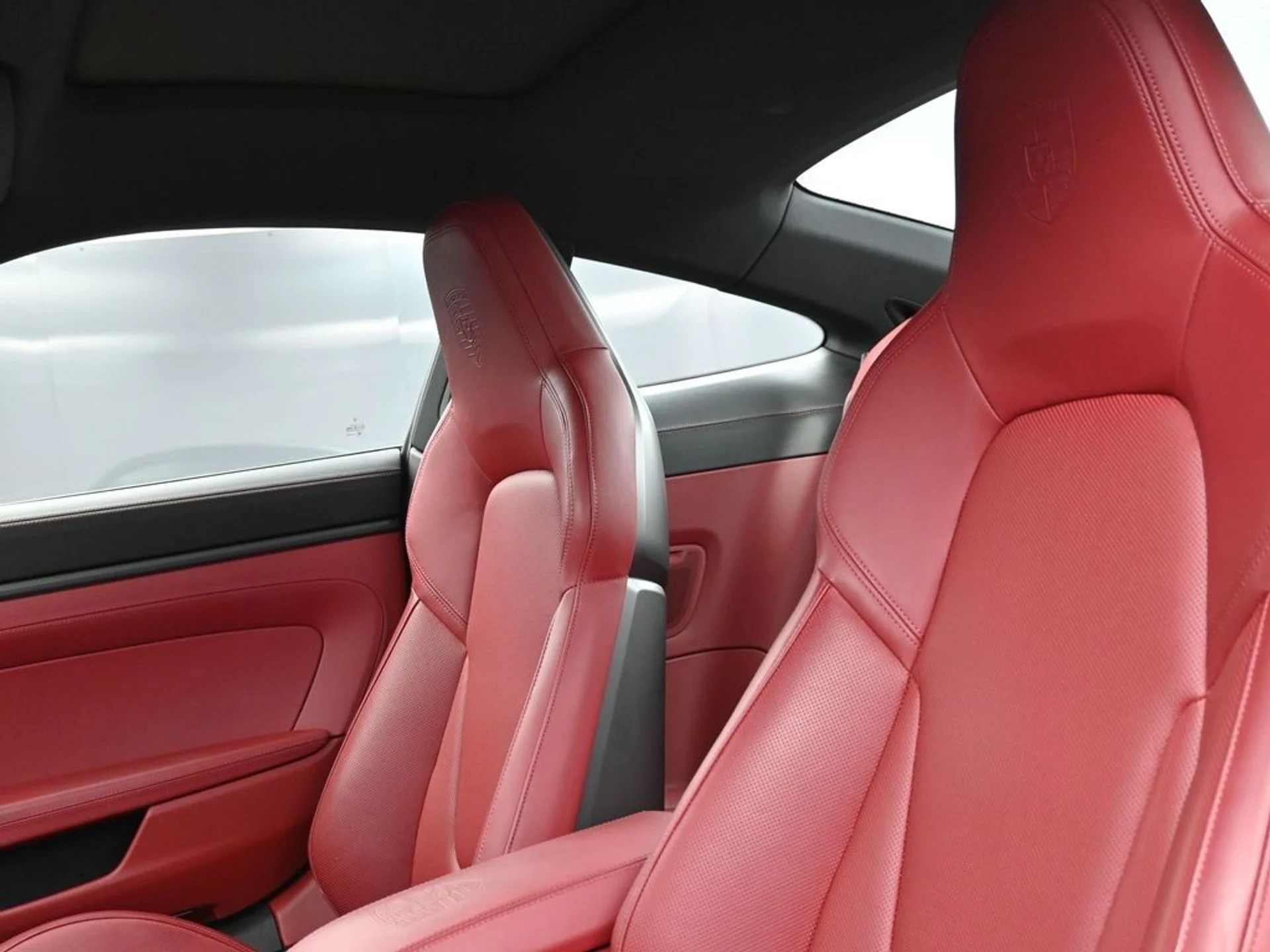 mph004_2665241781_3db4c02868ddf5c95bb7e627f56ab3a2_b2c6e4314b