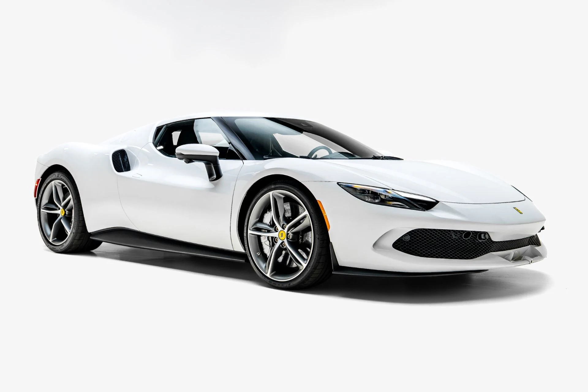 mph004_2669936461_Used_2024_Ferrari_296_GTB_1784245410_3bb90fee43