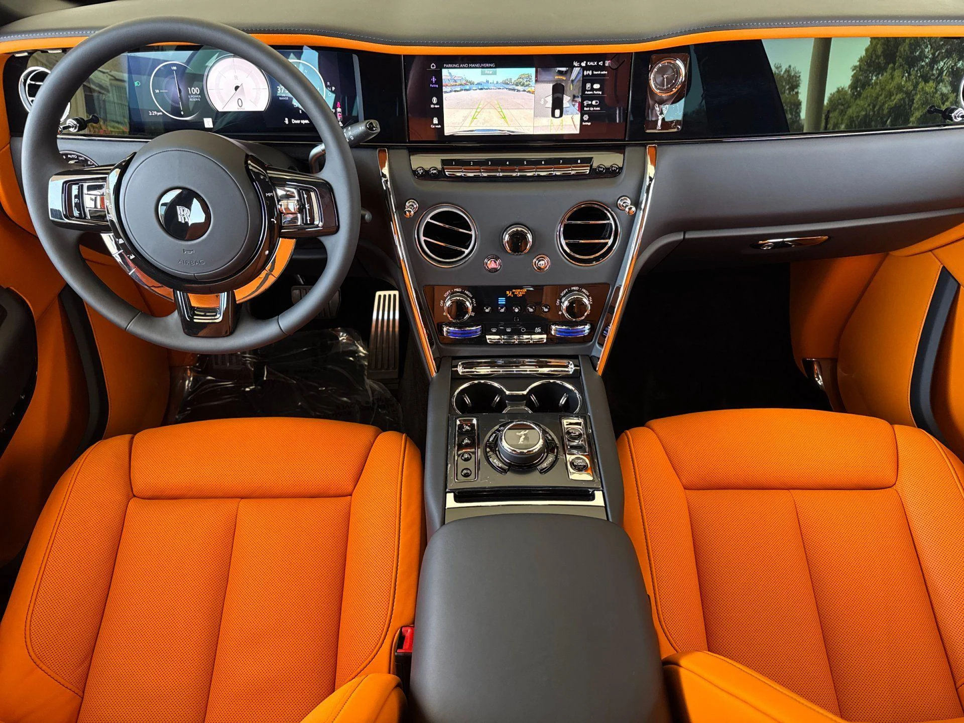 mph004_2677850547_New_2027_Rolls_Royce_Cullinan_Sport_Utility_1786096200_6e24740468
