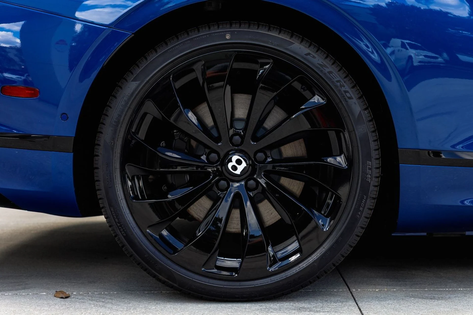 mph004_2679984557_f5277aee86a3214e05696864c8269114x_c09fc9fc30