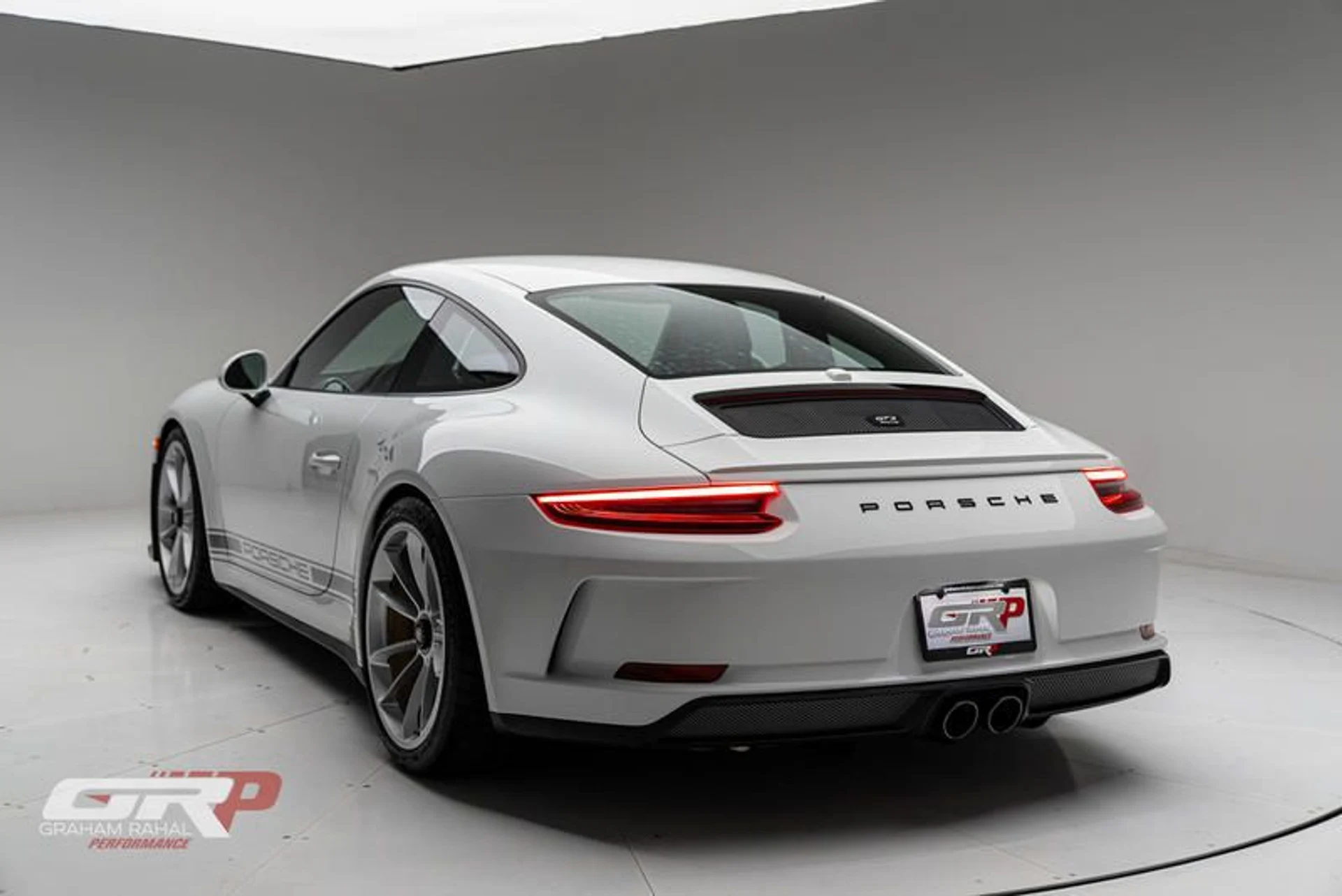 mph004_2688242289_11_A52_F41_2_F93_4_FDC_B4_C4_665_CAF_0_DFD_4_E_0cd7eb0667