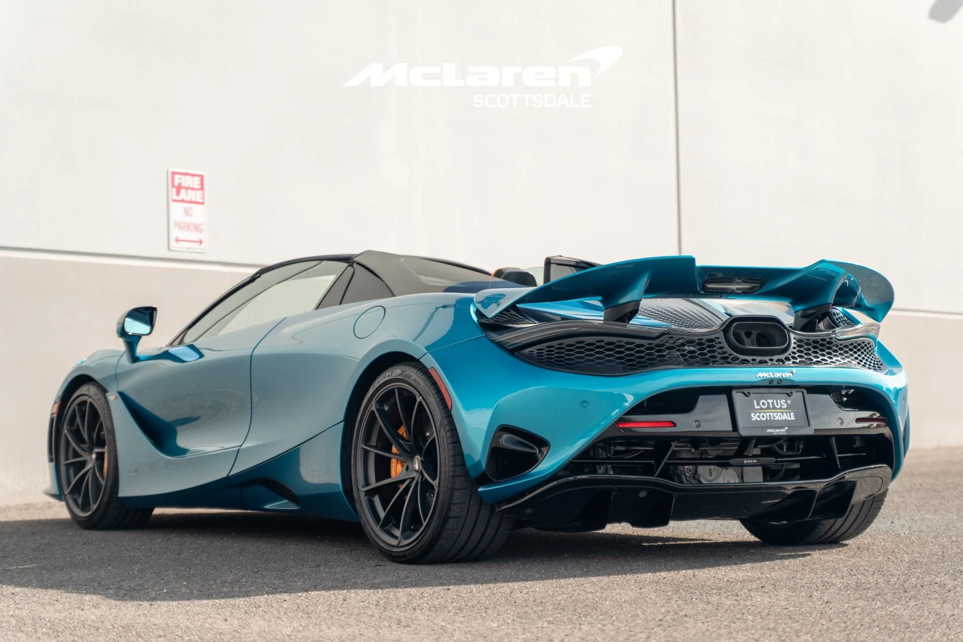 mph004_2694934230_Used_2024_MCLAREN_750_S_1758291748_8cccc8dc38
