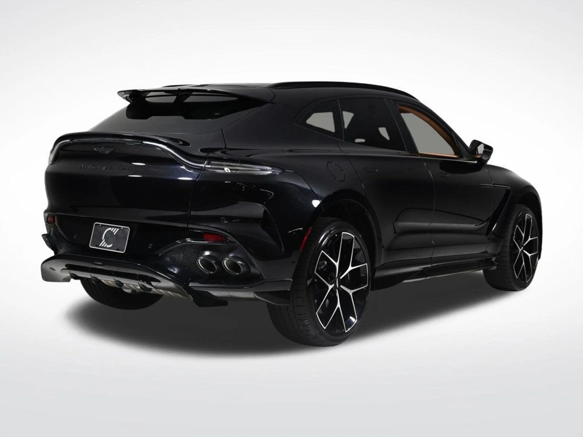mph004_2695315745_new_2026_aston_martin_dbx_707awd_11350_22969436_5_1024_c068517da6