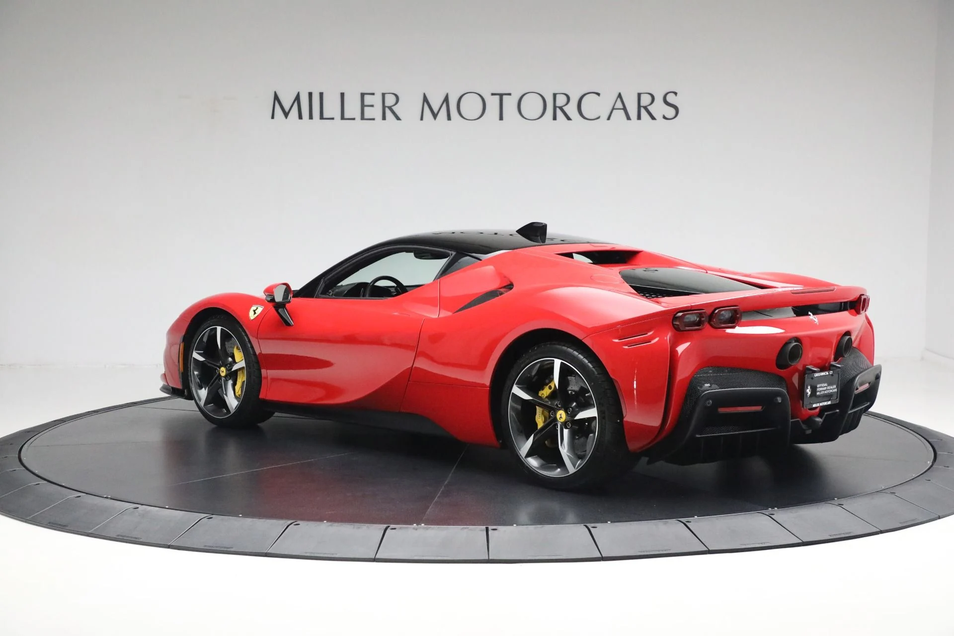 mph004_2698584138_Used_2023_Ferrari_SF_90_Stradale_9105031f70