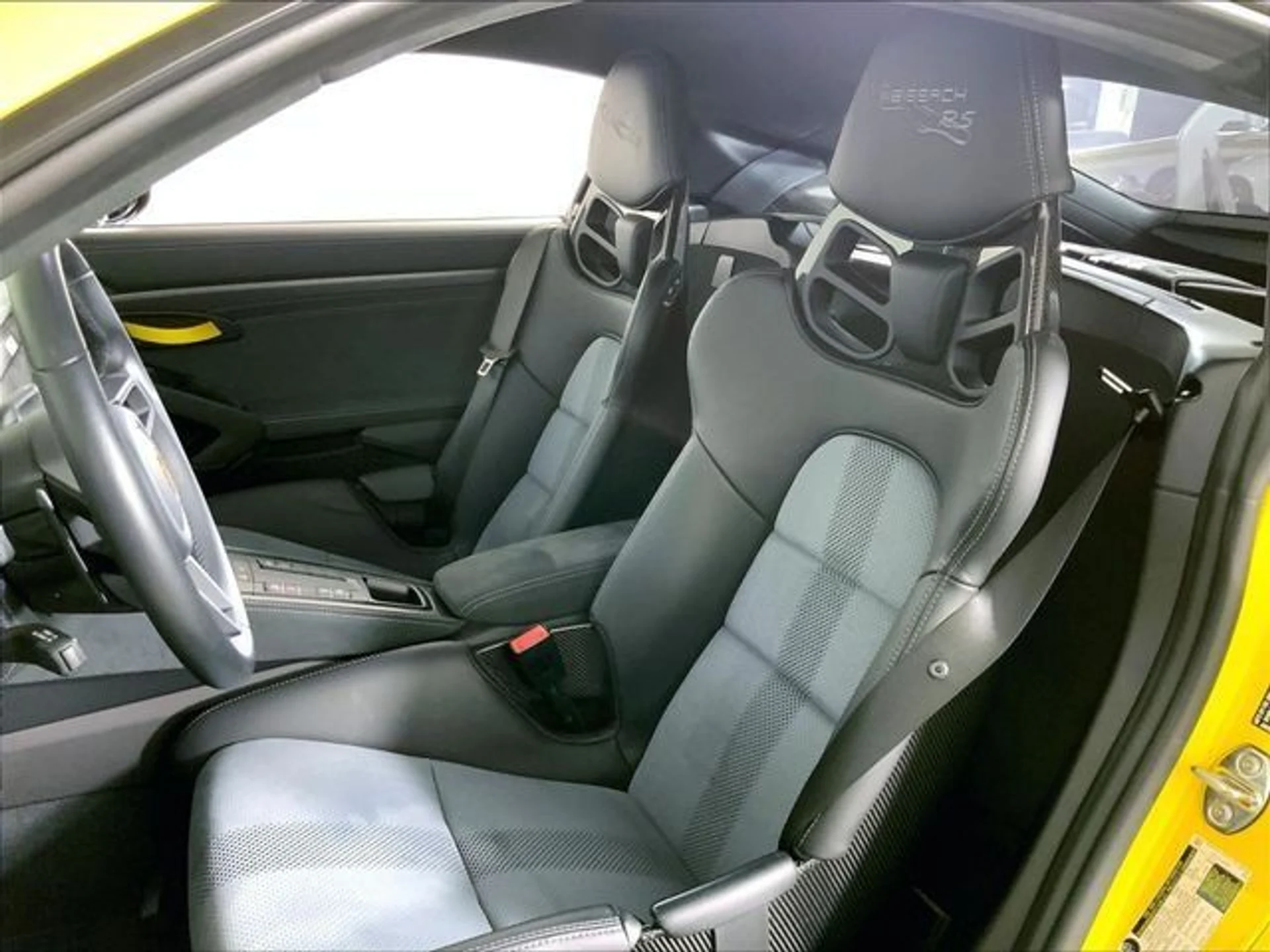 mph004_2716672588_59eb0c774f689f6d91d5a5012a598d14_1027640bee