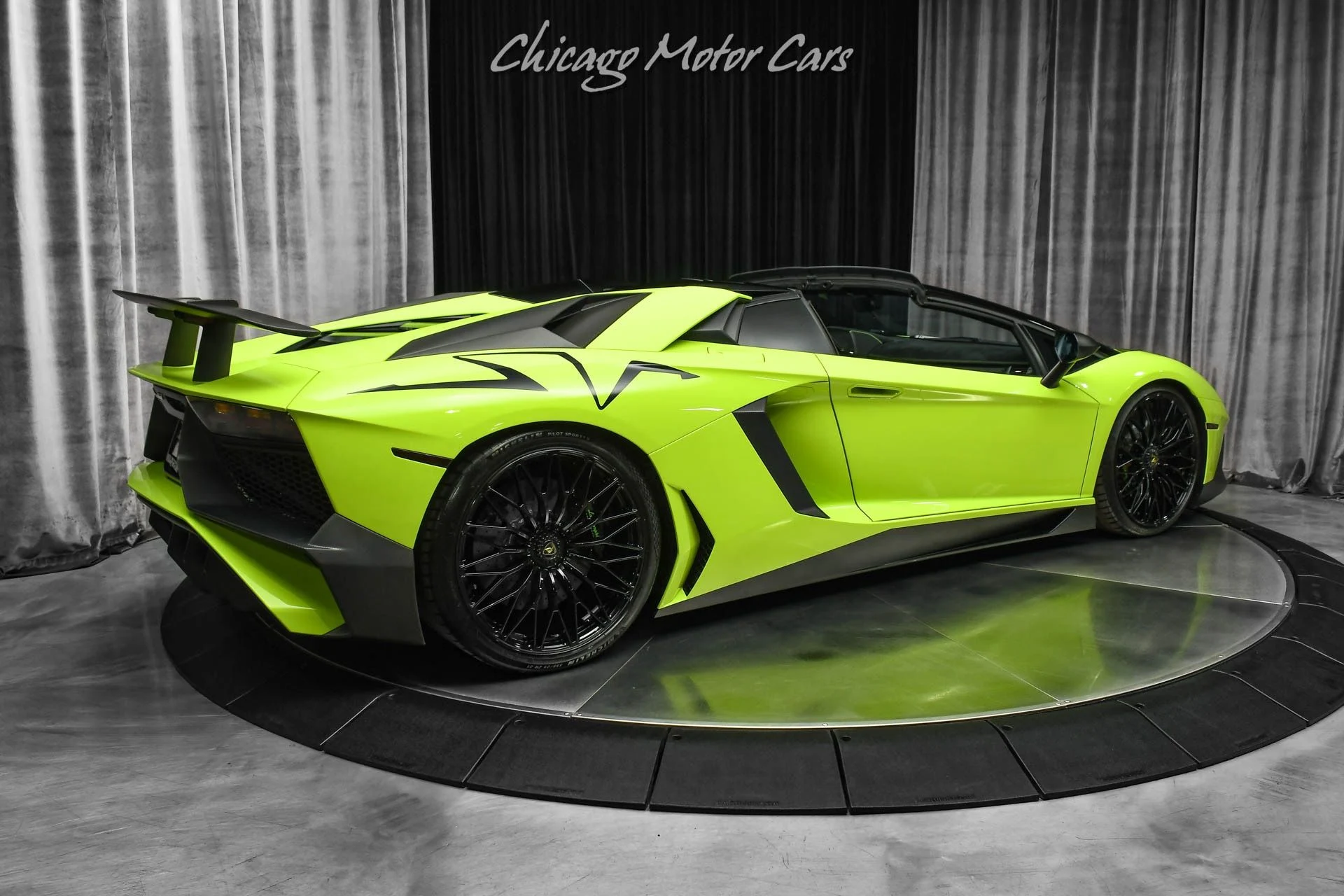 mph004_2721473539_12323_p5_l_1d6c29da2d