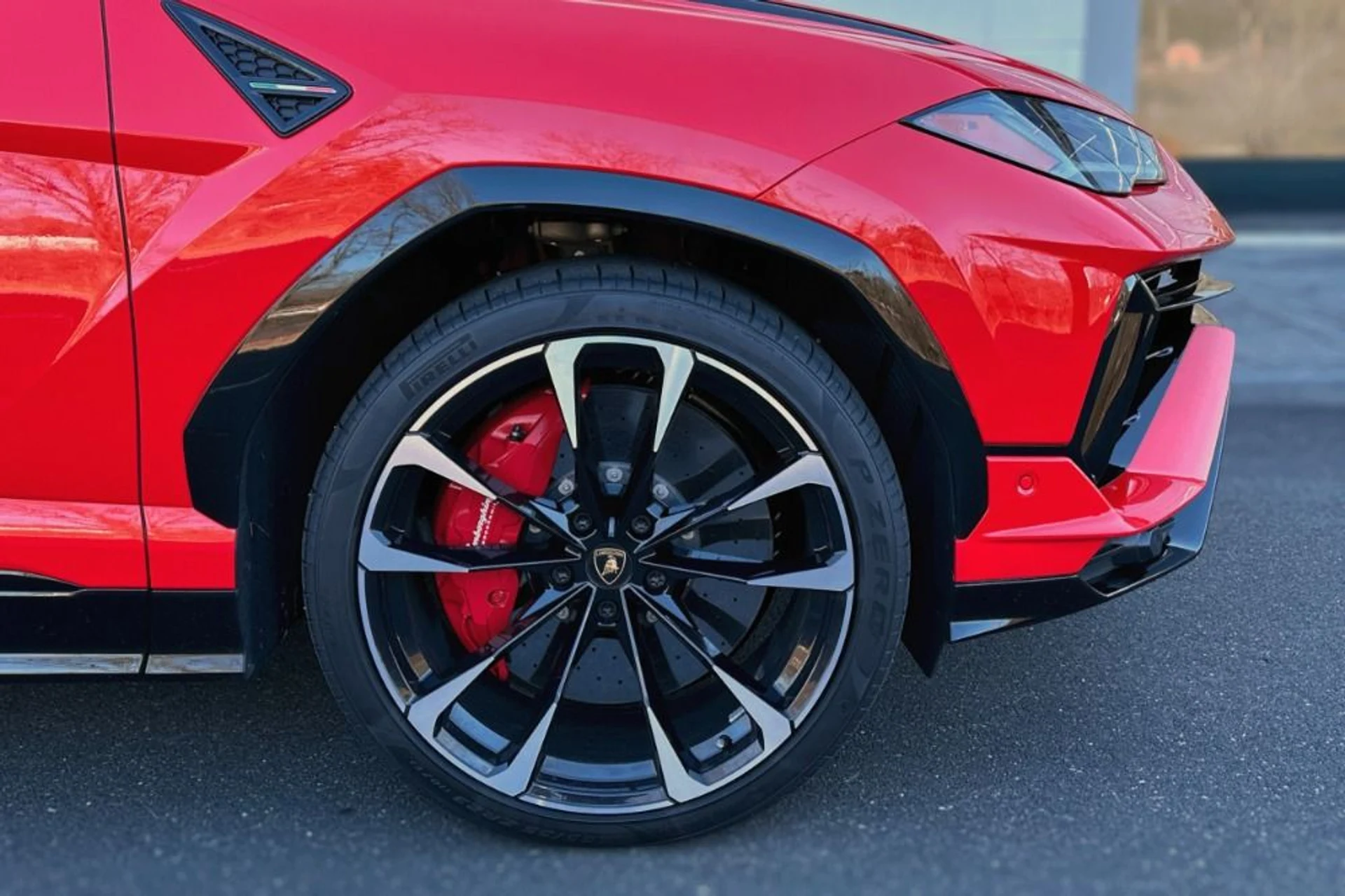 mph004_2725116215_Used_2024_Lamborghini_Urus_S_1766489865_bdff2683e4