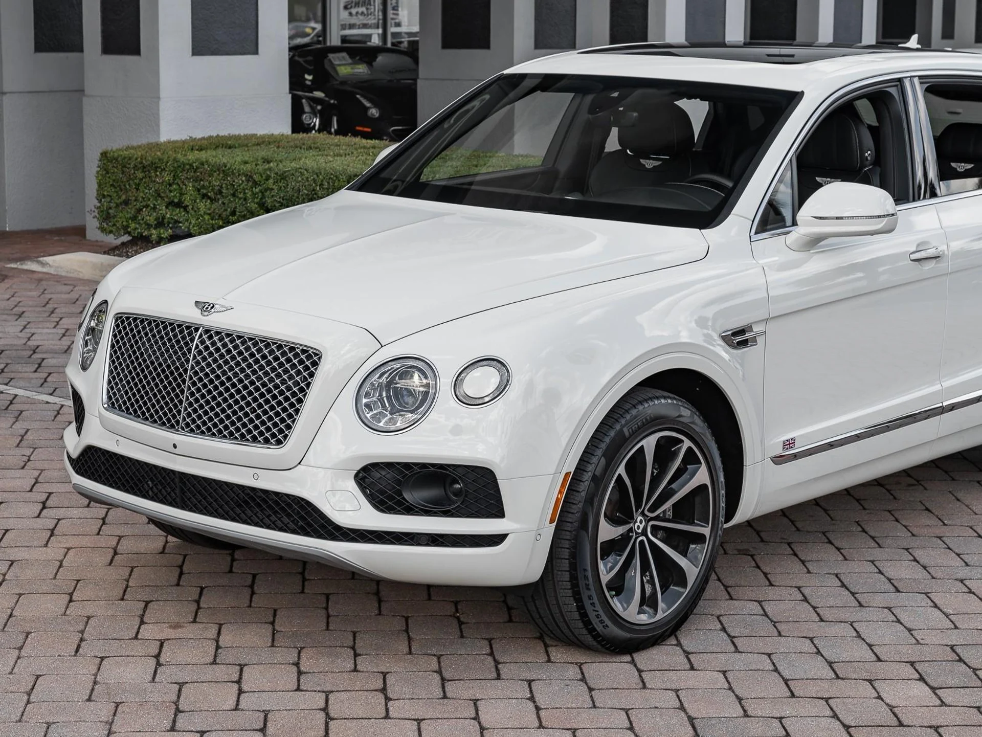 mph004_2734503950_Used_2018_Bentley_Bentayga_W12_Signature_1761171389_4c0bb90af9